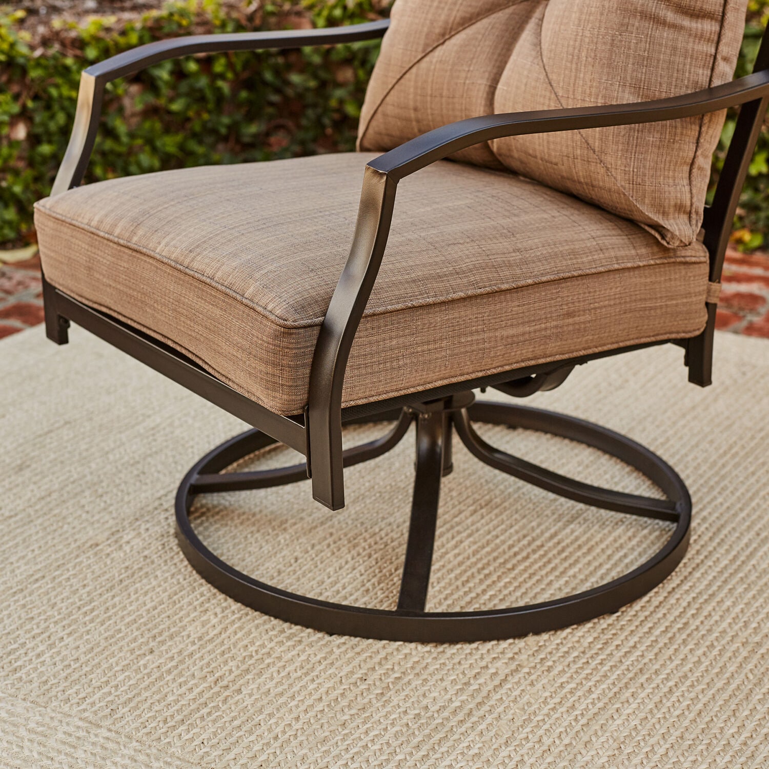 Hanover PALM4PCSWFP-TAN Patio-Conversation-Sets - View #3