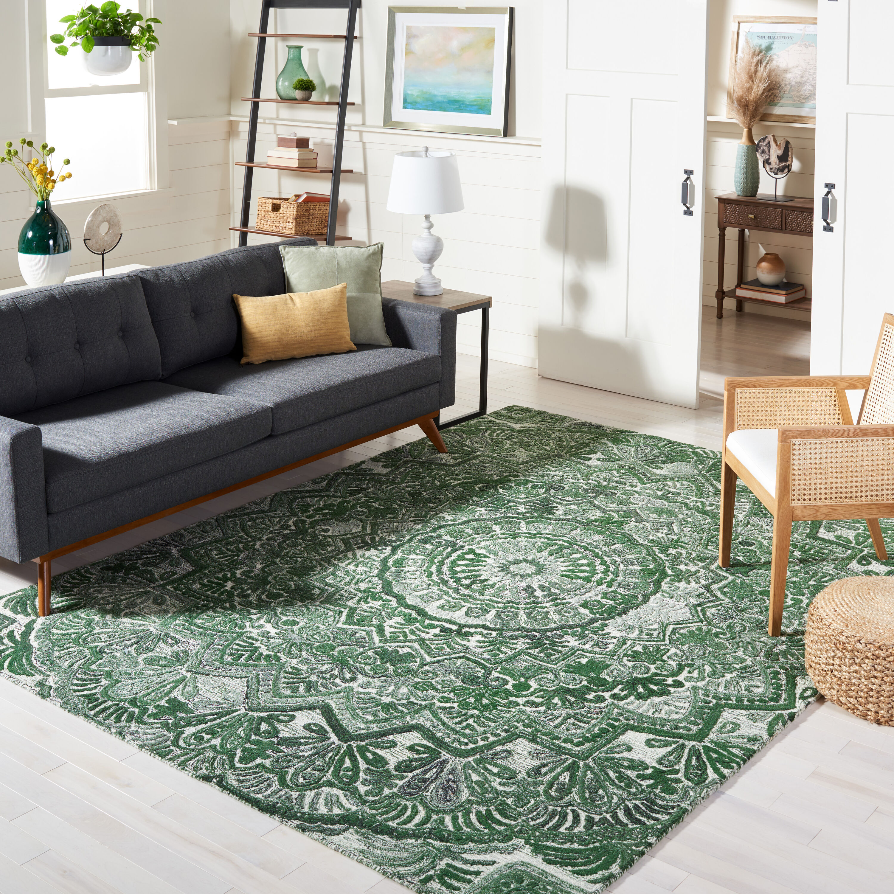  Marquee 110 Green/Ivory Traditional 8ft x 10ft Large Rectangle Rug