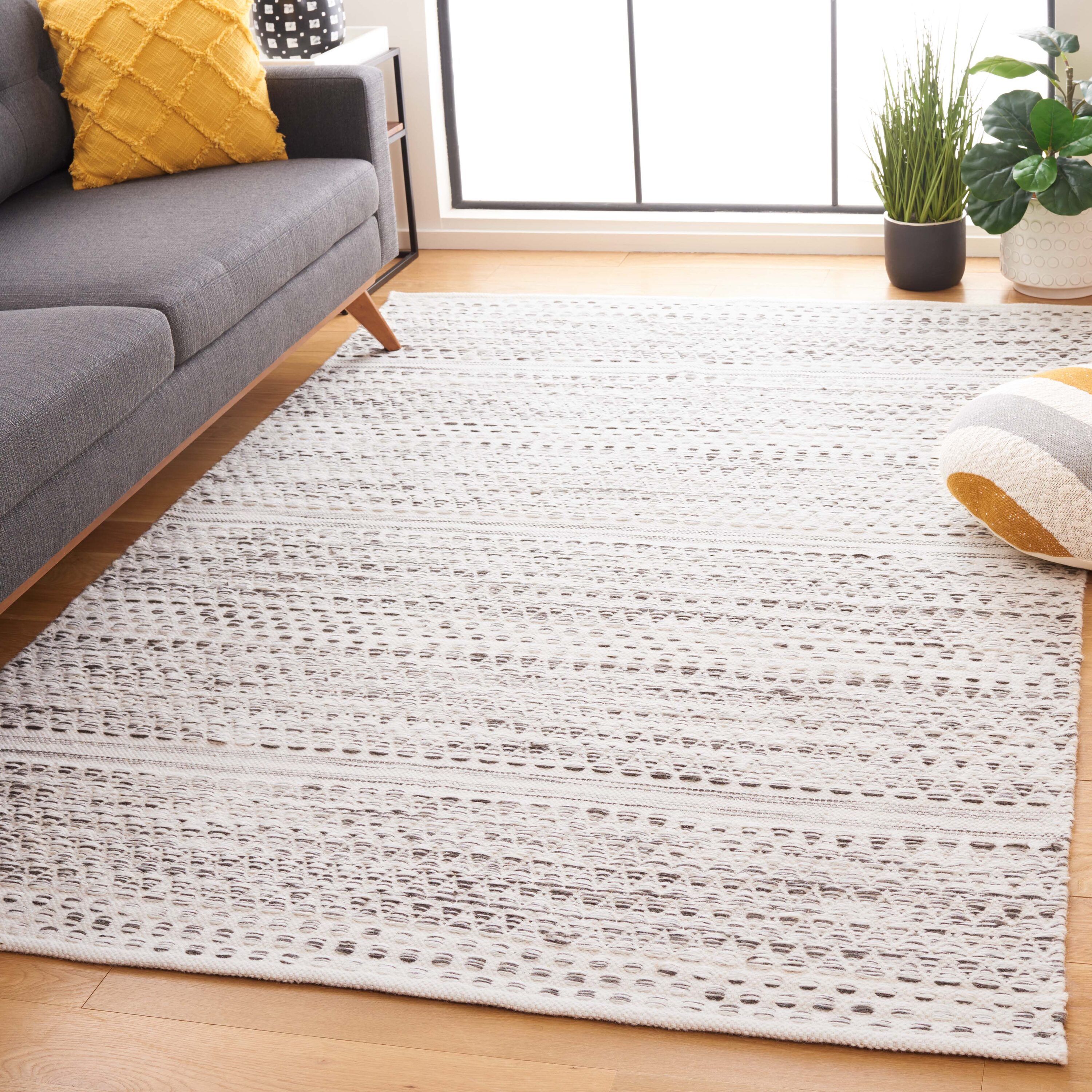  Kilim 954 Ivory/Brown Contemporary 4Ft x 6Ft Small Rectangle Rug