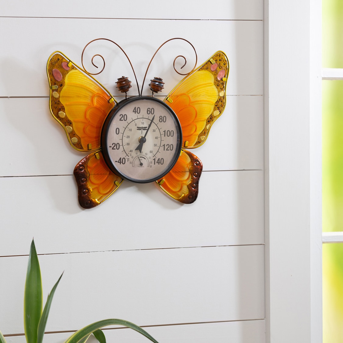 Evergreen 47M1495YW Wall-Accents - View #2