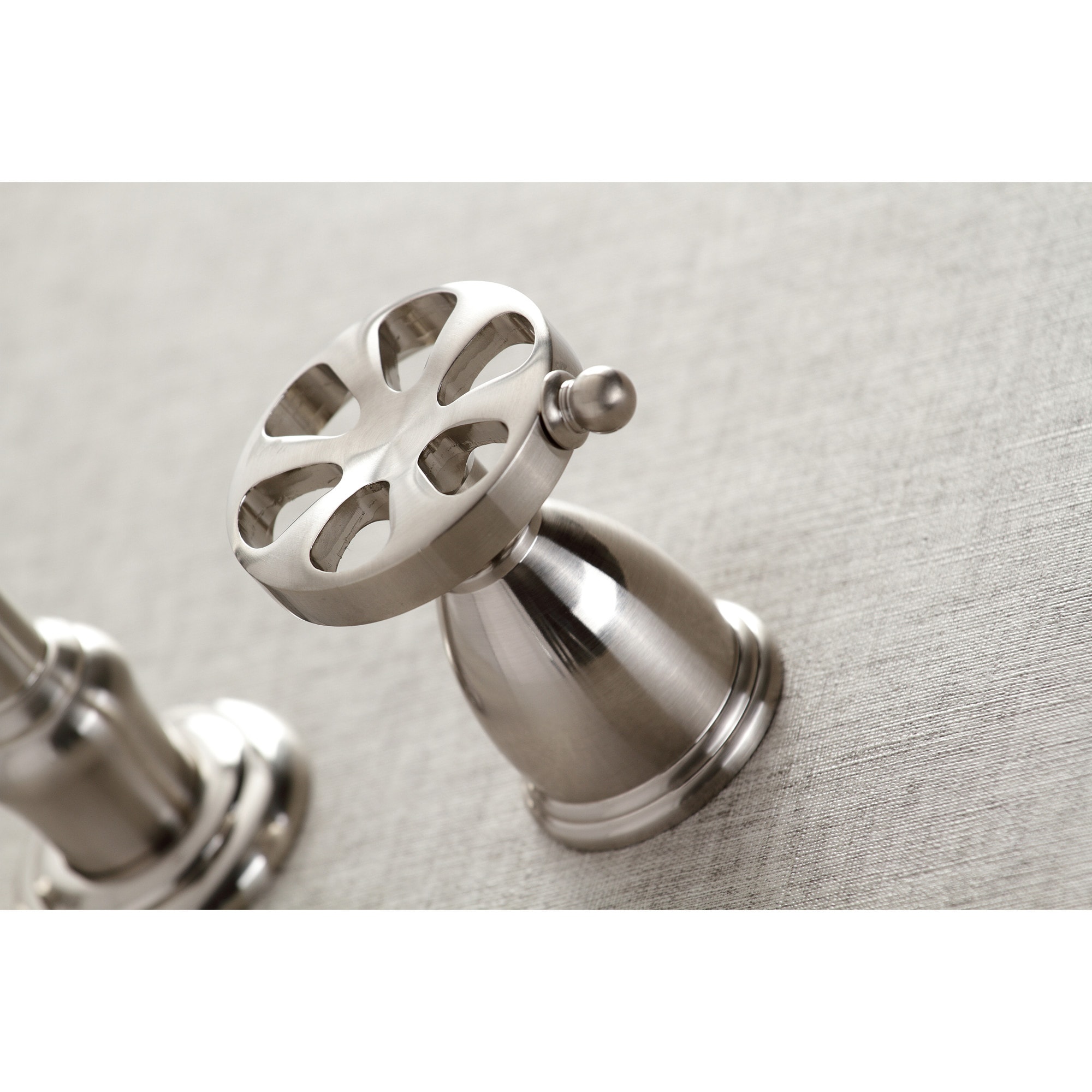 Kingston Brass WLKS3128RX Lavatory-Faucets - View #6