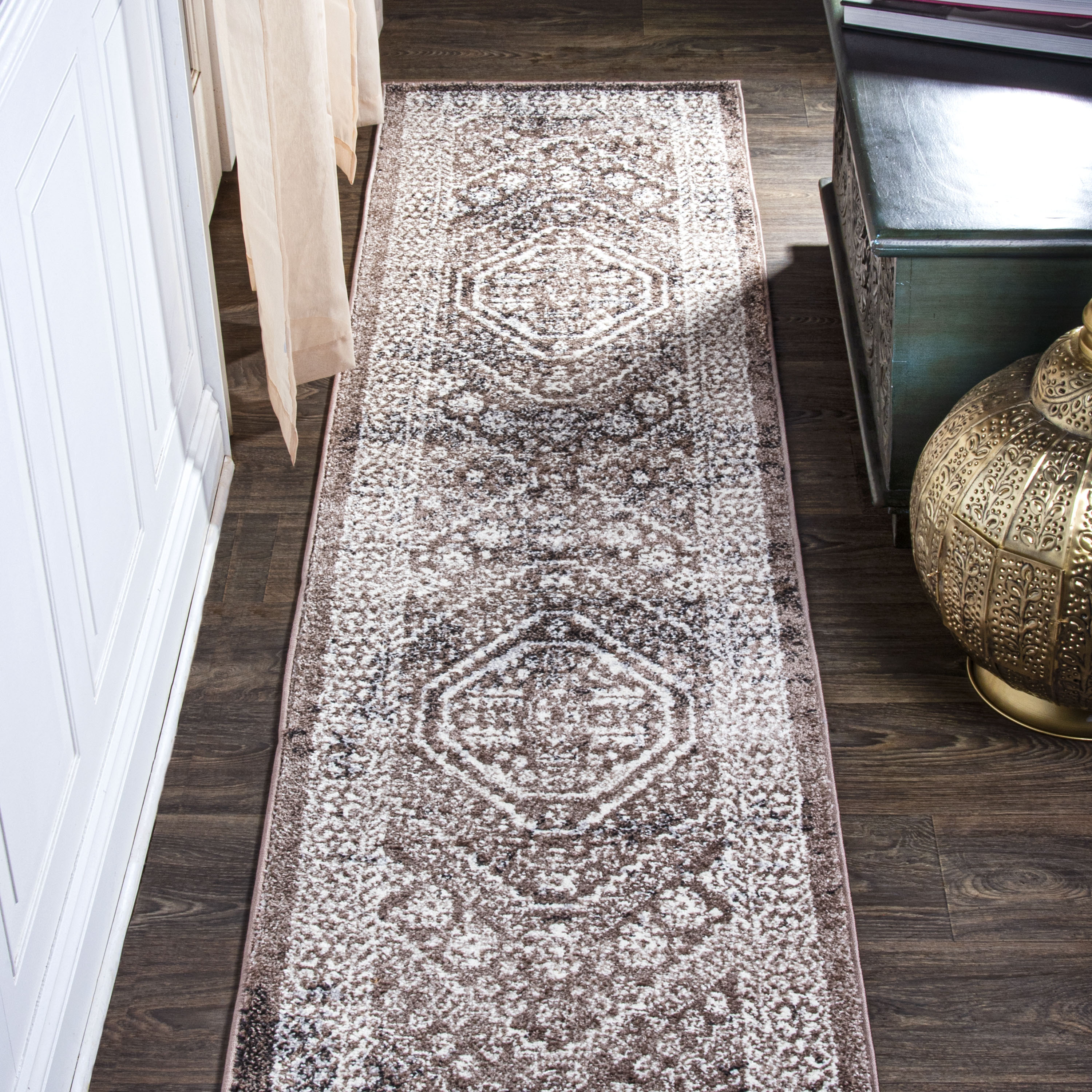 JONATHAN  Y MDP501B-210 MODERN PERSIAN Boho 2 x 10 (ft) Loomed Polypropylene Brown/Ivory Rectangular Indoor Medallion Persian Runner rug
