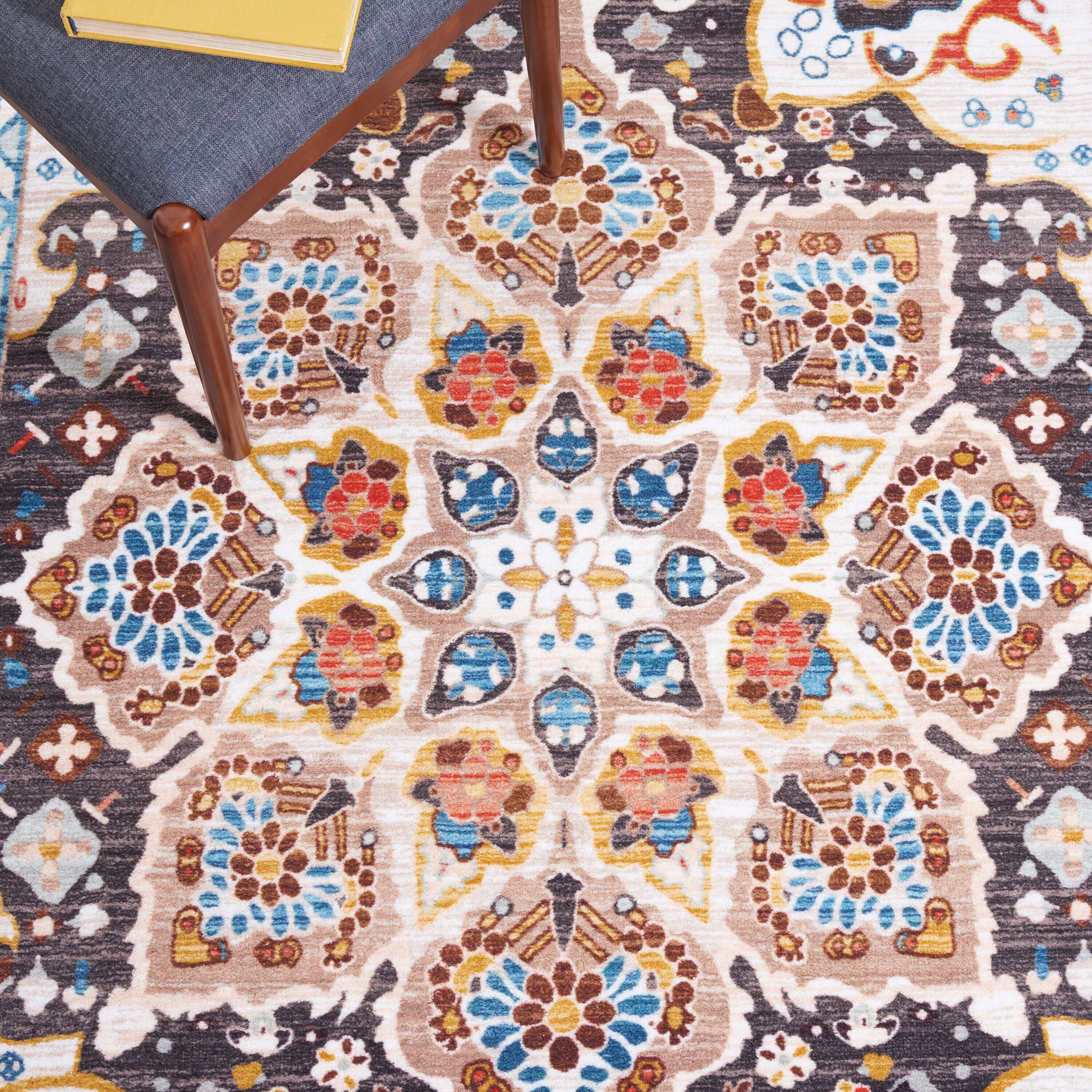 Safavieh RIV155B-5 rugs - View #7