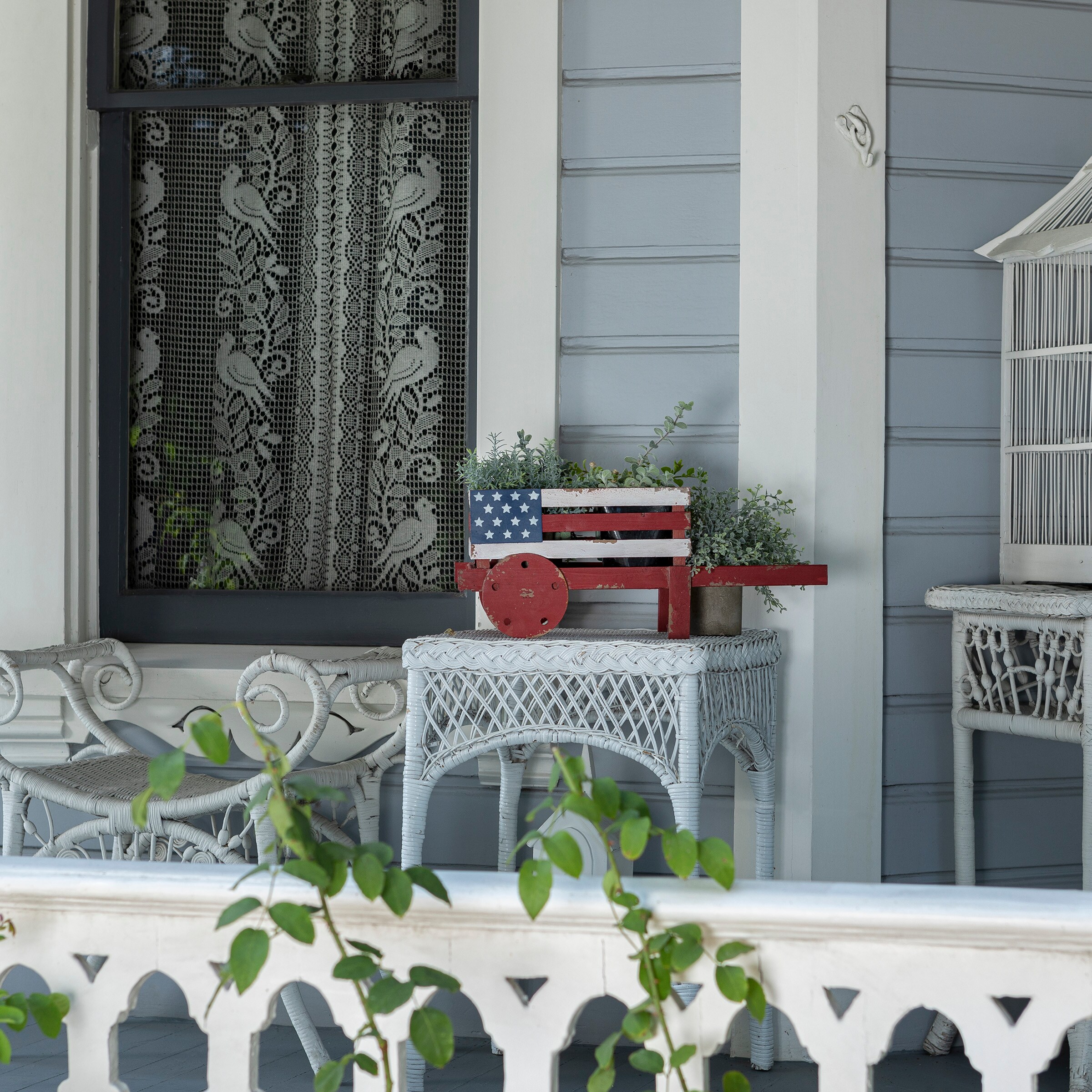 Alpine Corporation BKY100HH Planter-Window-Box - View #2