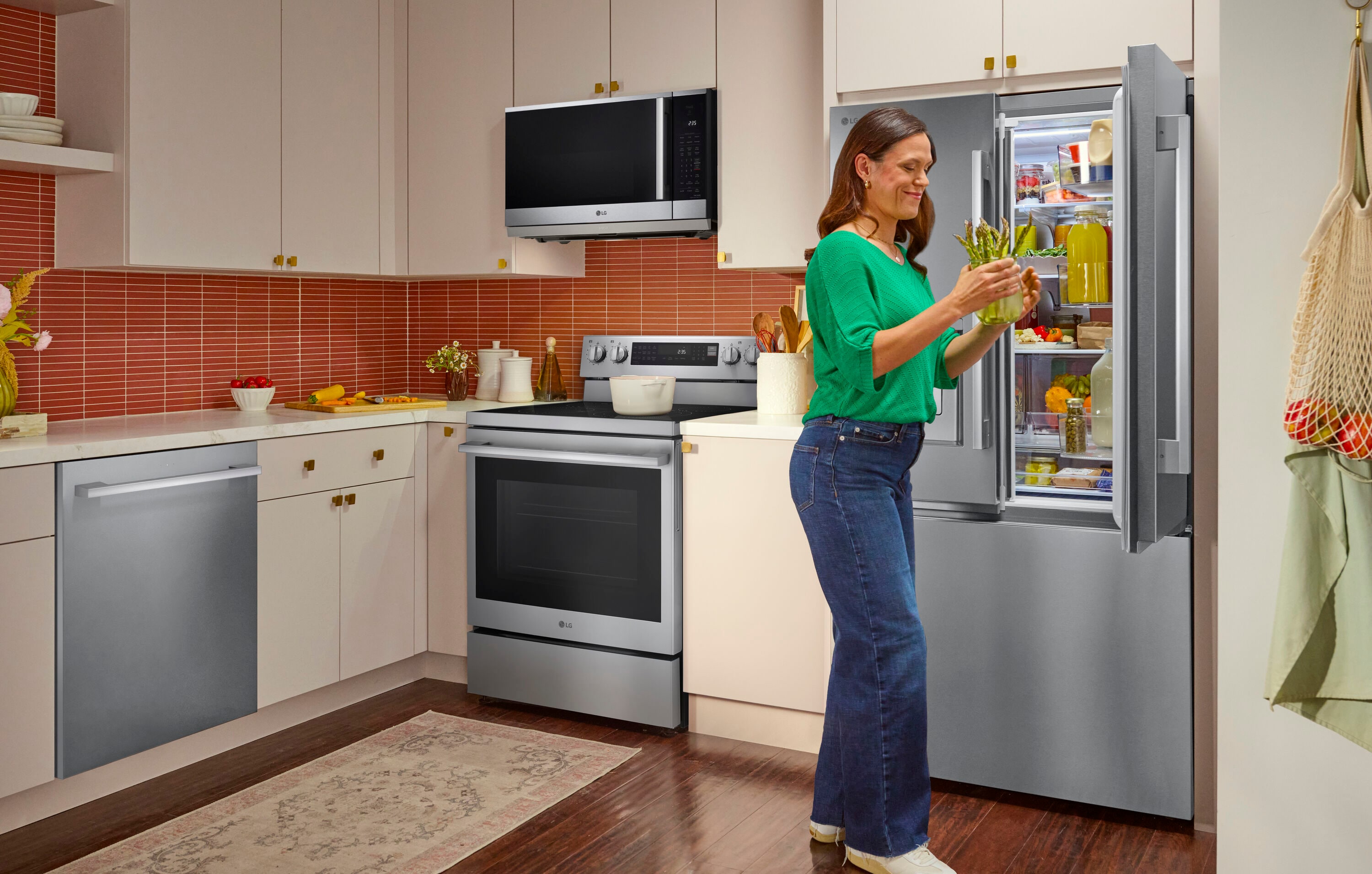 LG LREN6325XE Freestanding-Electric-Ranges - View #13