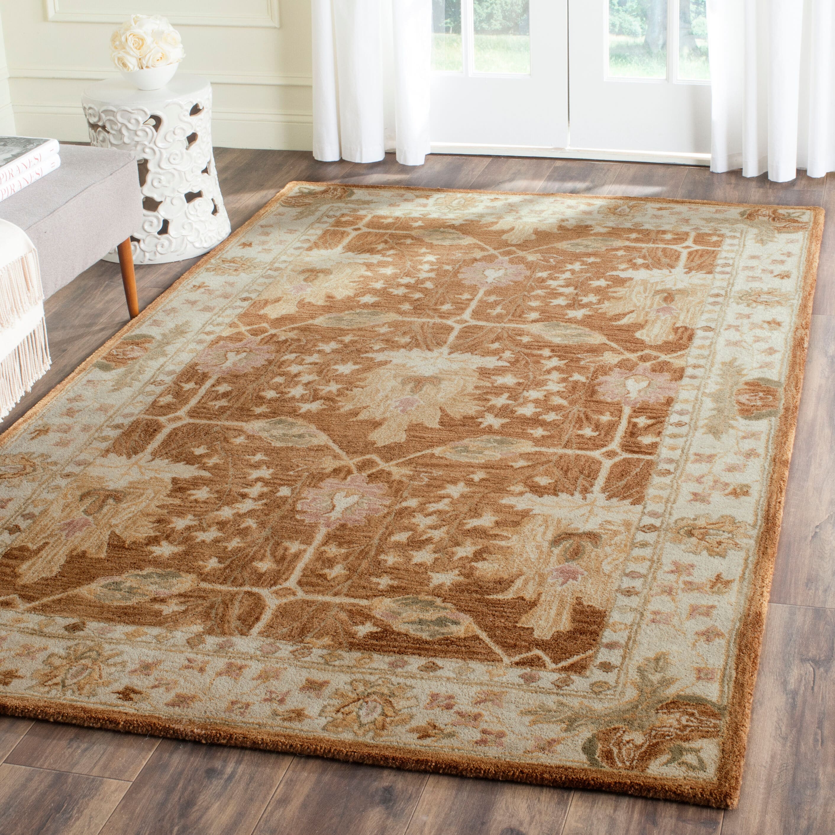 Safavieh AT840B-4 Antiquity Vanahan 4 x 6 (ft) Tufted Wool Brown/Beige Rectangular Indoor Floral/Botanical Vintage Area rug