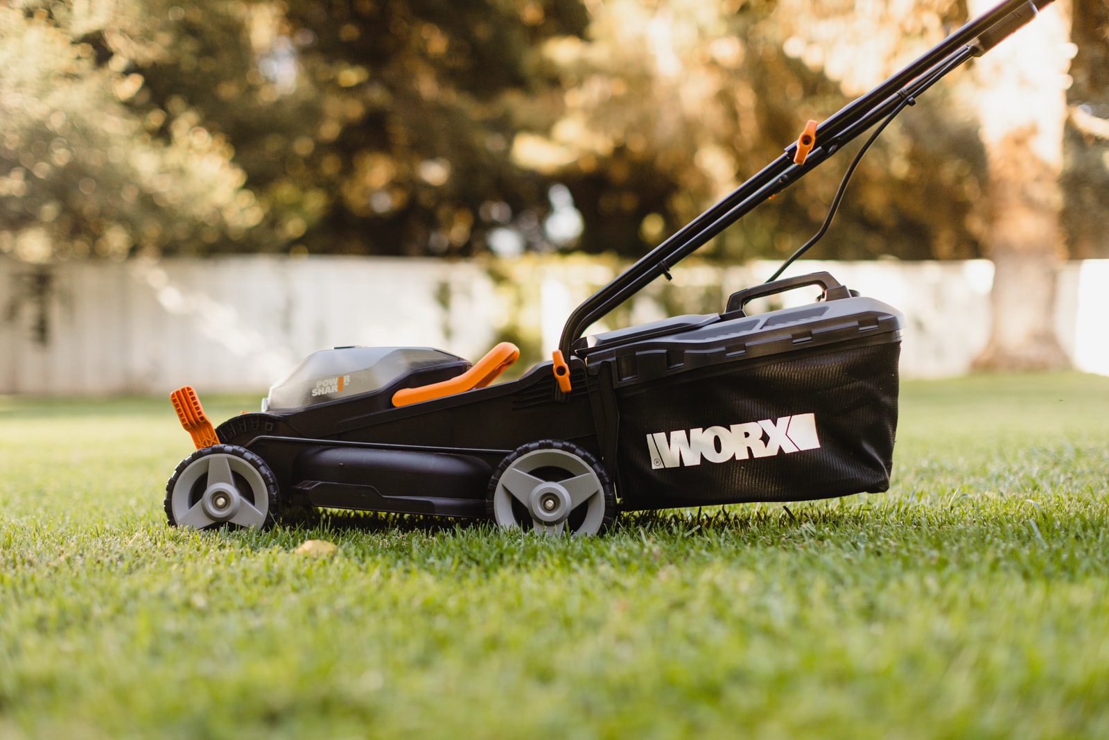 WORX WG779 Cordless-Elec-Push-Mowers - View #10