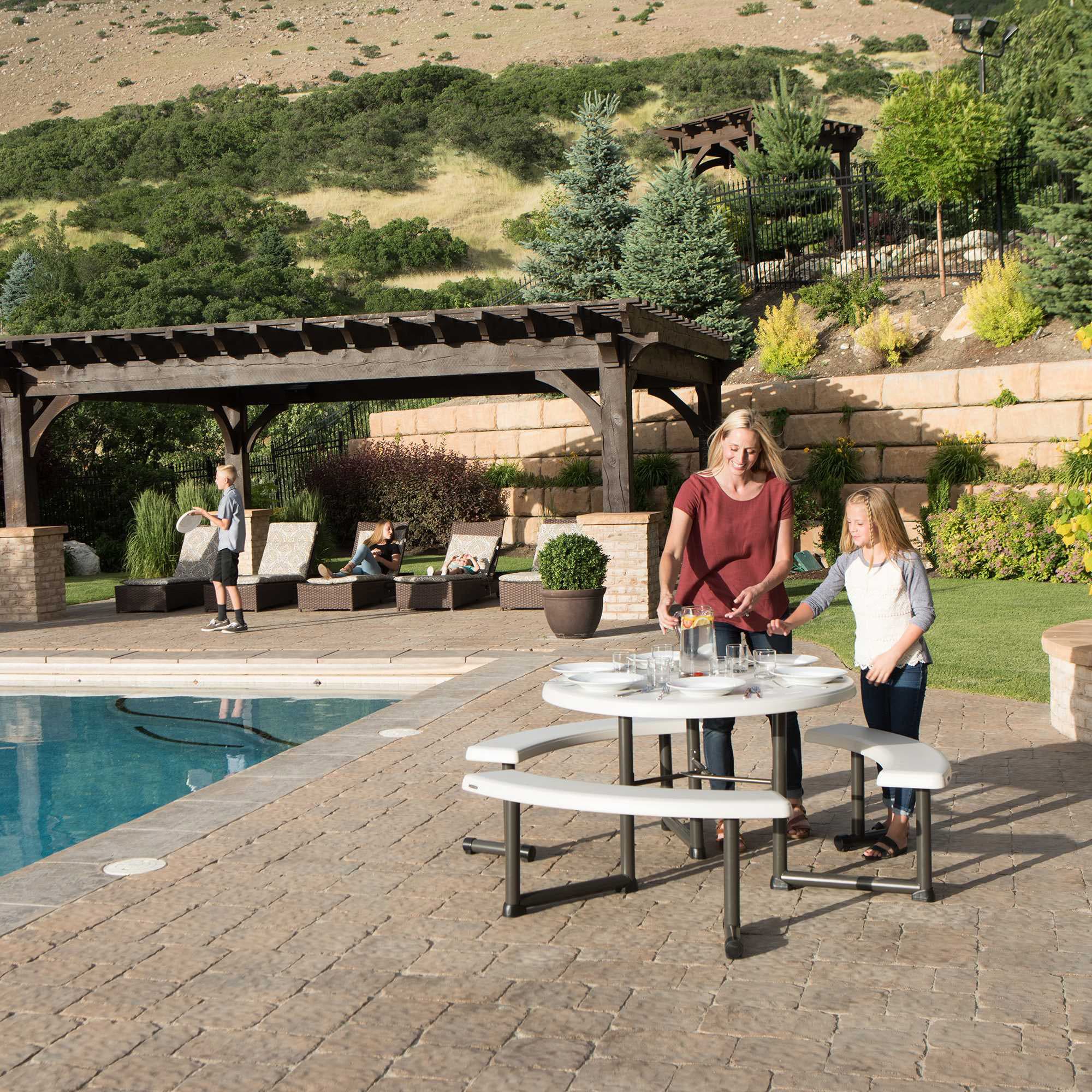 LIFETIME PRODUCTS 260205 Picnic-Tables - View #5