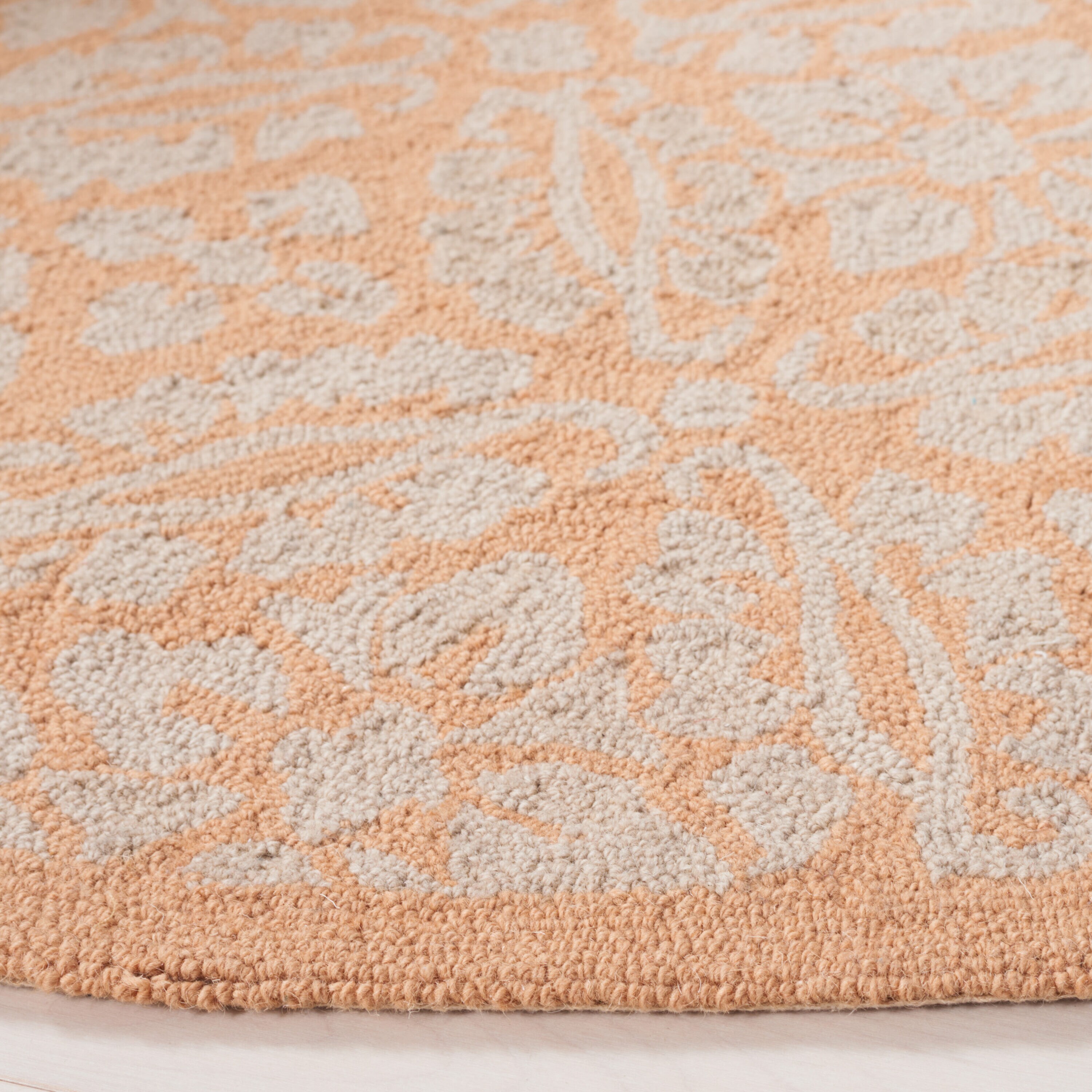 Safavieh HK723C-5R rugs - View #3