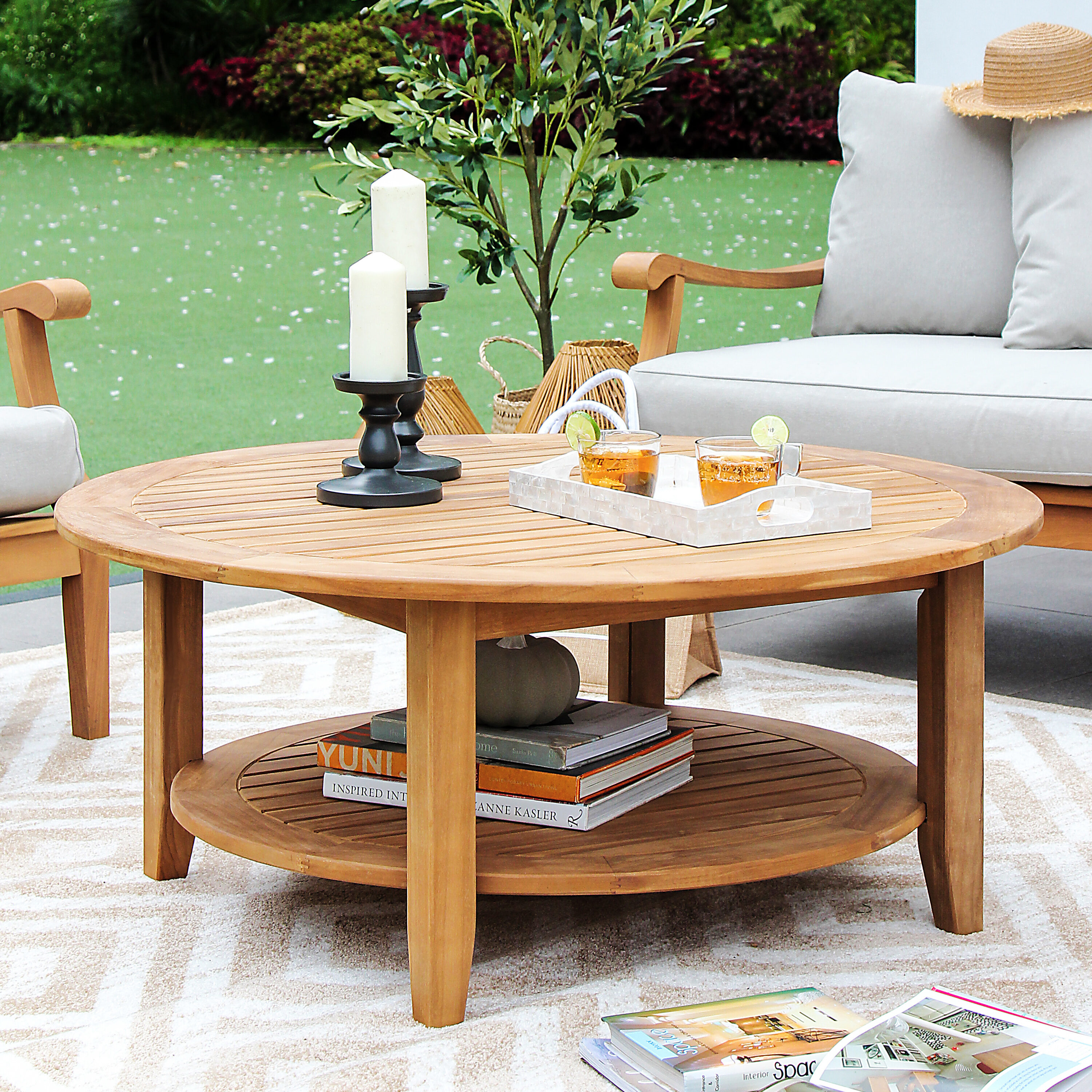 Grasshopper Outdoor Round Dining Table 120(CM)