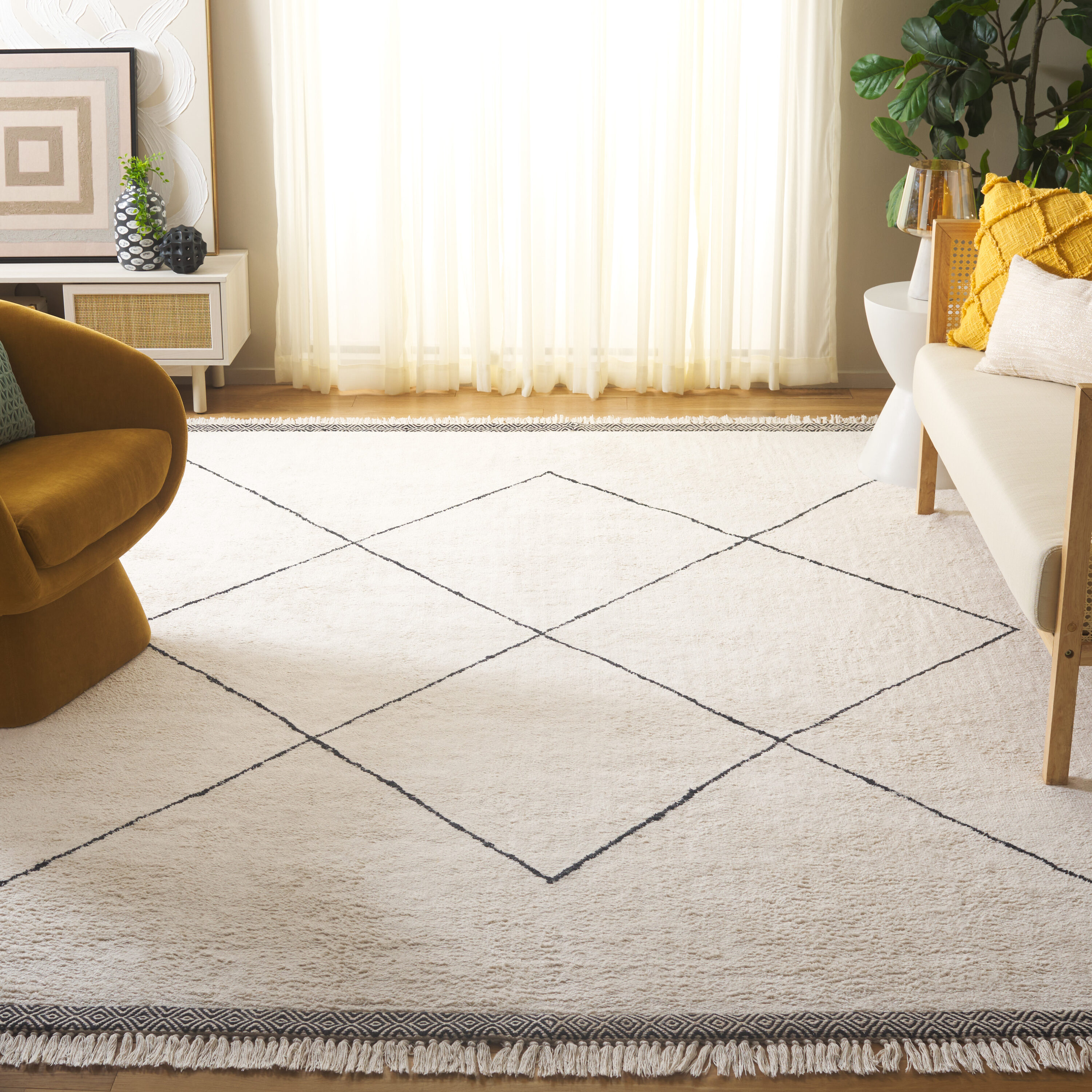  Easy Care 210 Ivory/Black Bohemian 6ft x 9ft Medium Rectangle Rug