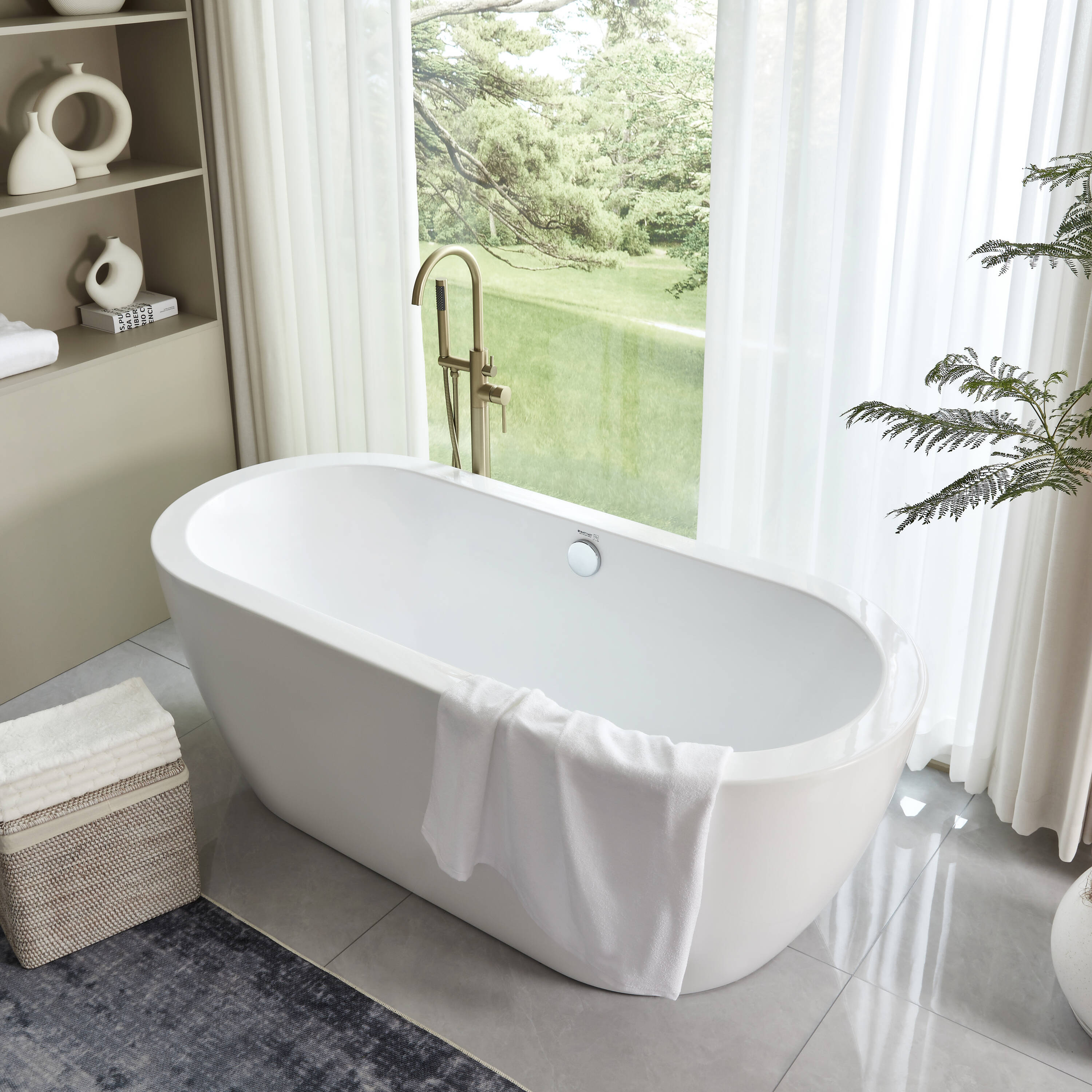68" White Freestanding Acrylic Soaking Bathtub