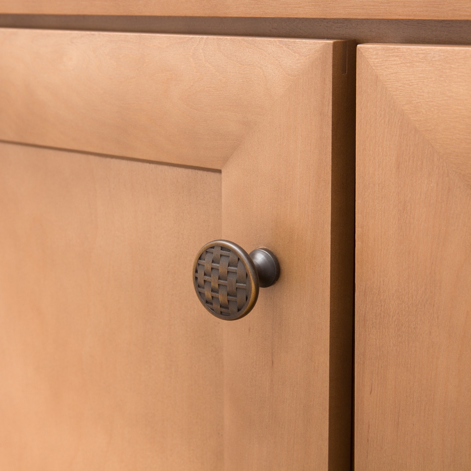 allen + roth Z2436-31.7-AEHYD Cabinet-Knobs - View #3