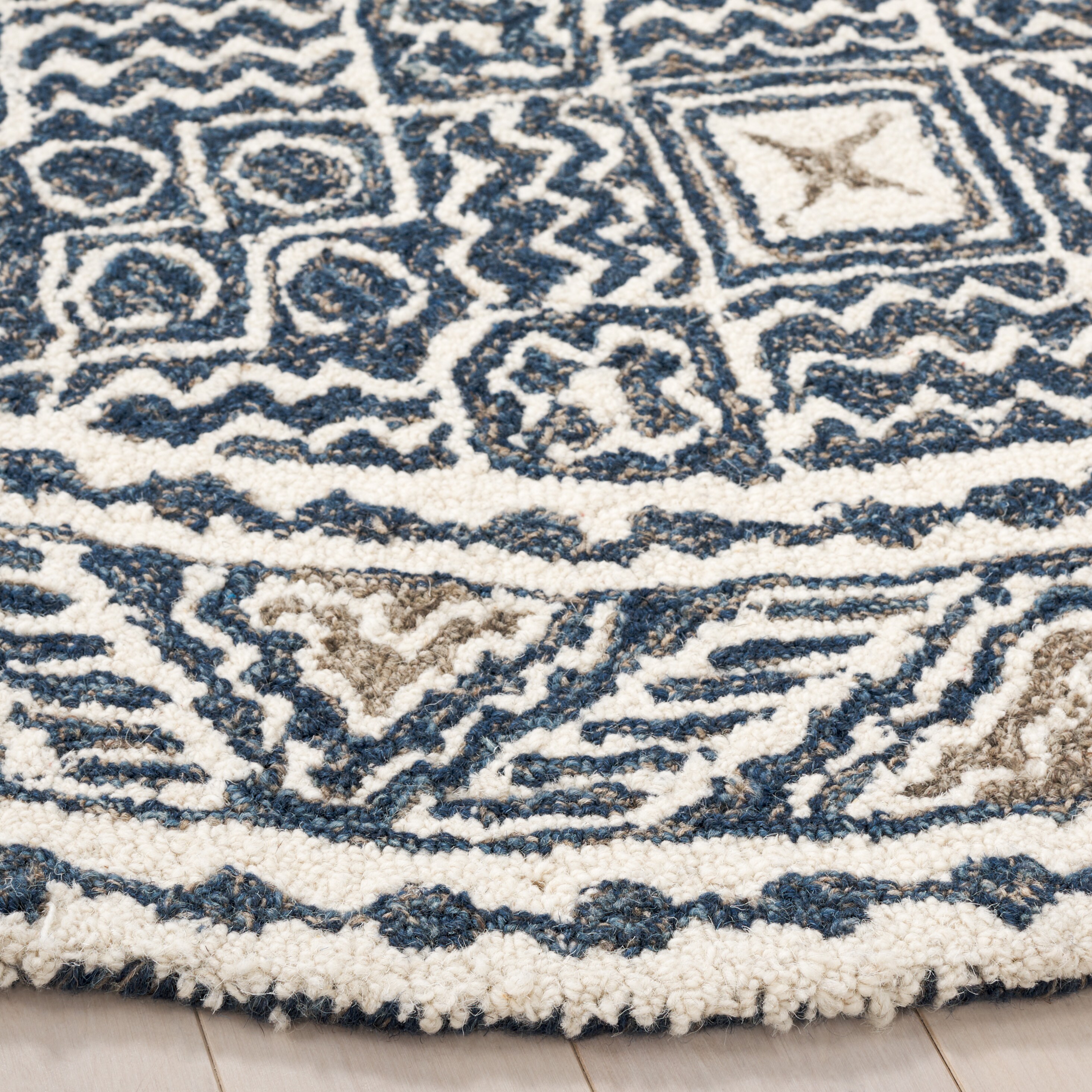Safavieh MLP803N-5R rugs - View #3