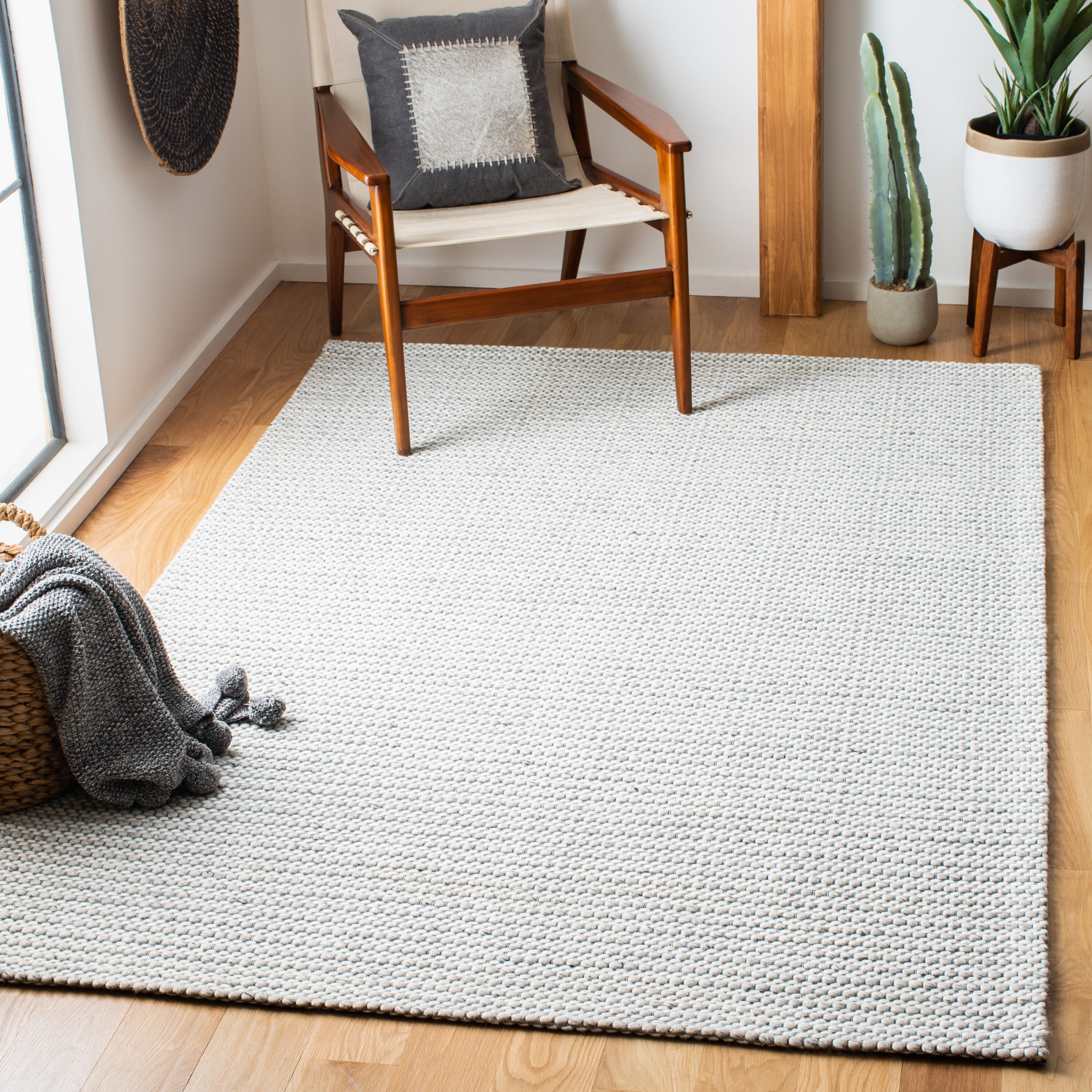 Safavieh MRB392F-3 Marbella Liadain 3 x 5 (ft) Wool Light Gray/Ivory Rectangular Indoor Abstract Bohemian/Eclectic Throw rug