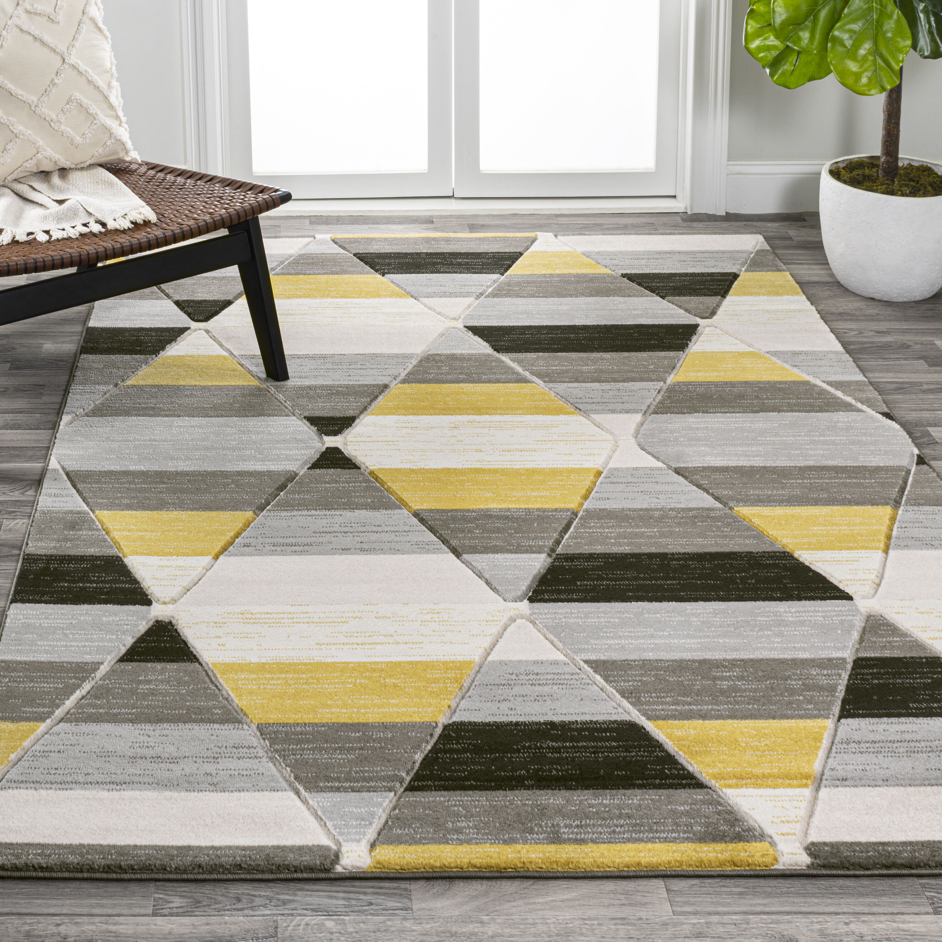Kehoe Yellow and Gray Geometric Diamond Area Rug