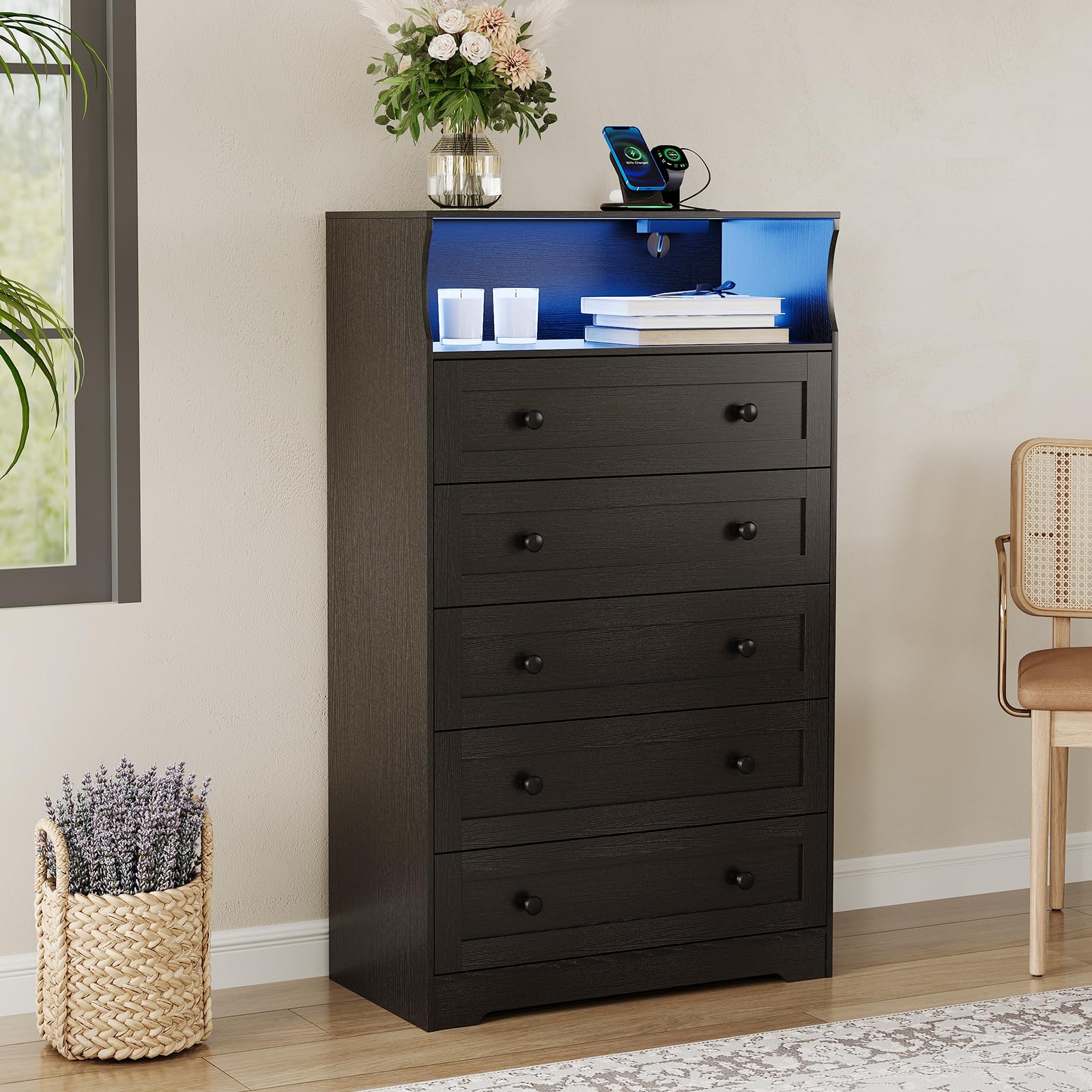 Garvee 5 Drawer Wood Dressers for Bedroom with LED Lights and Charging Station Modern Nightstand for Bedside Wooden Chest of Drawers Wide Storage