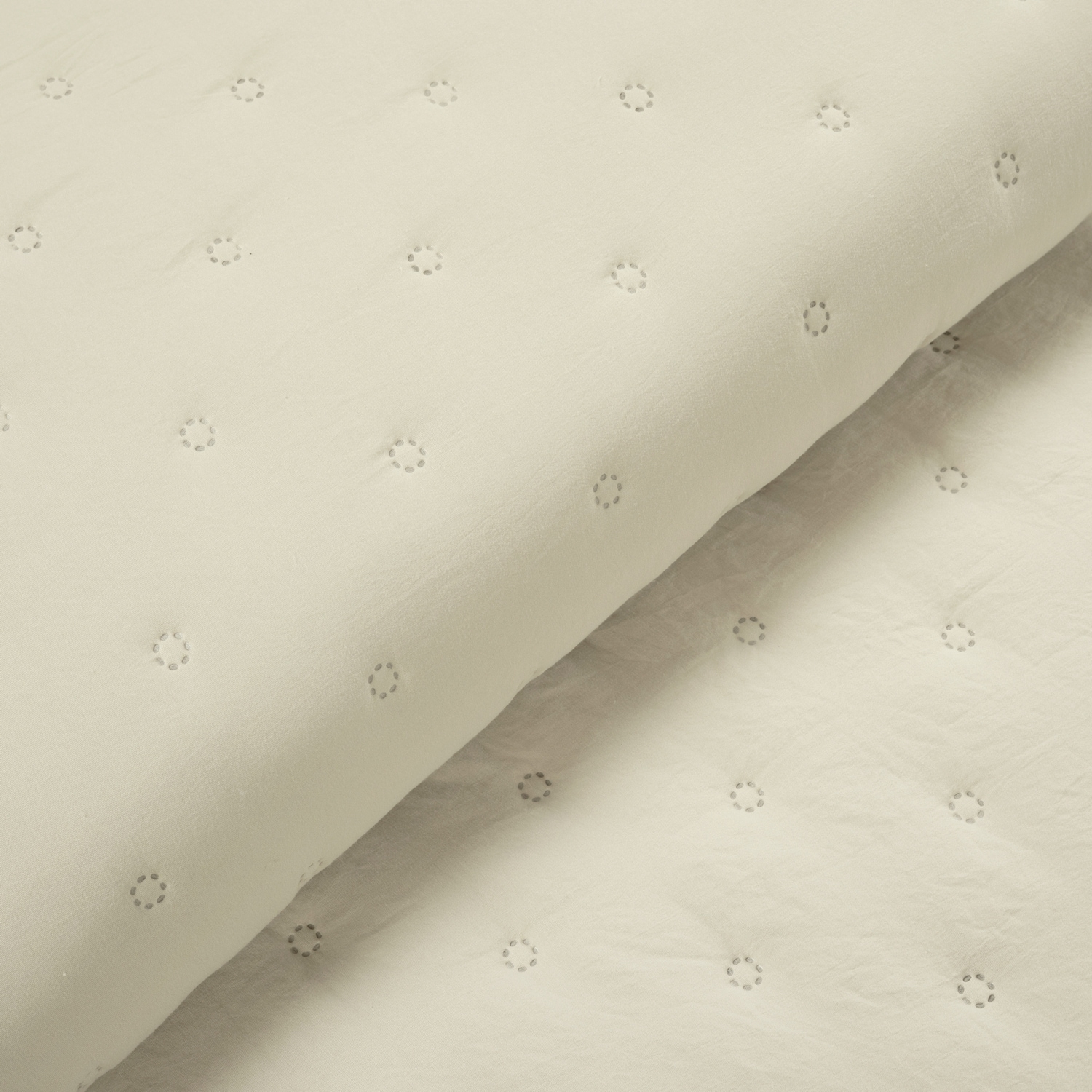 Wheat King Microfiber Reversible Quilt Set with Ruffles