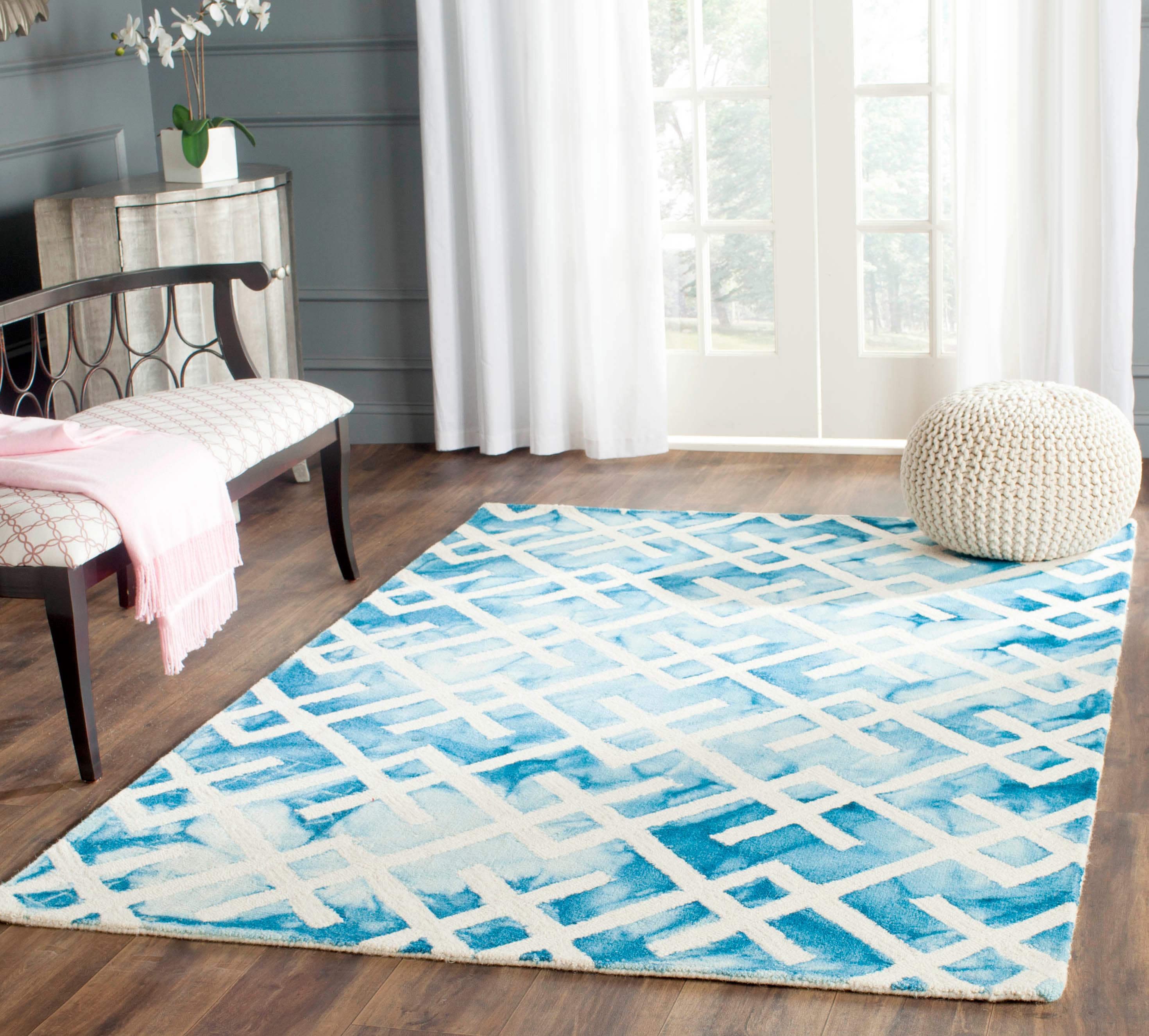  Dip Dye 677 Blue/Ivory Contemporary 5ft x 8ft Medium Rectangle Rug