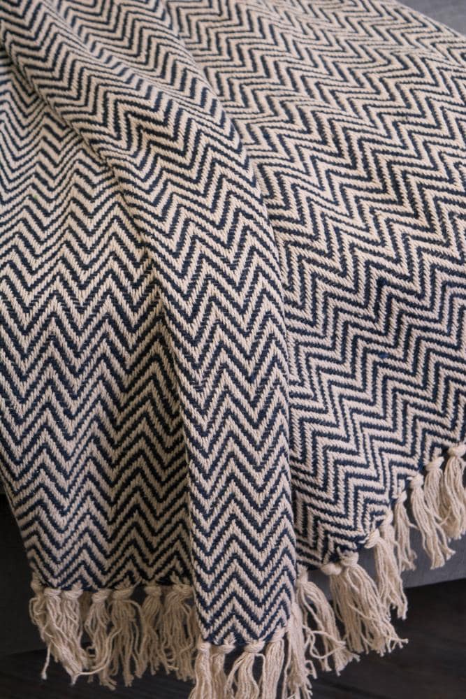 Chevron Cotton Sherpa 50"x60" Throw Blanket - Machine Washable