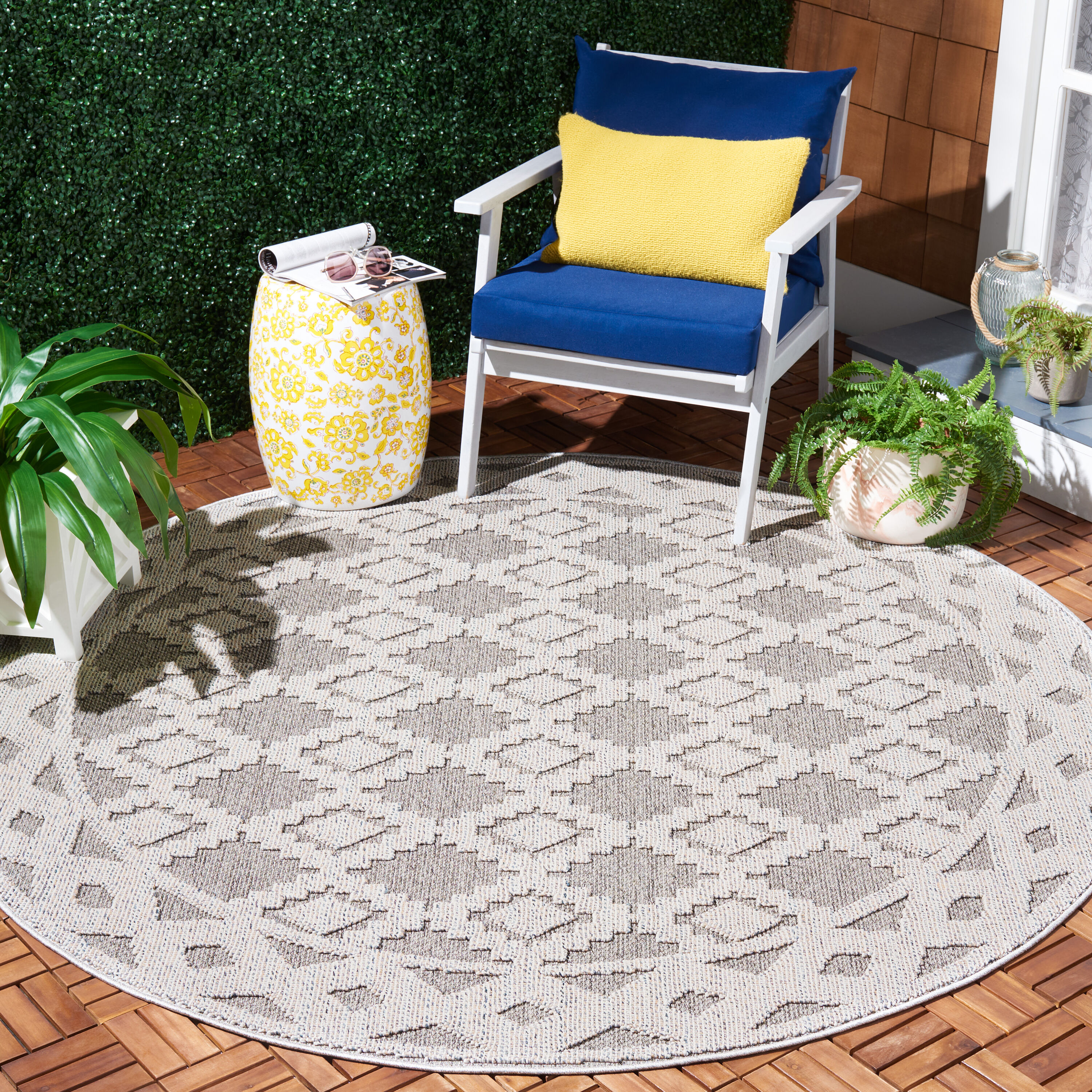 Safavieh - Global 208F Grey/Ivory 7 x 7 Round Area rug
