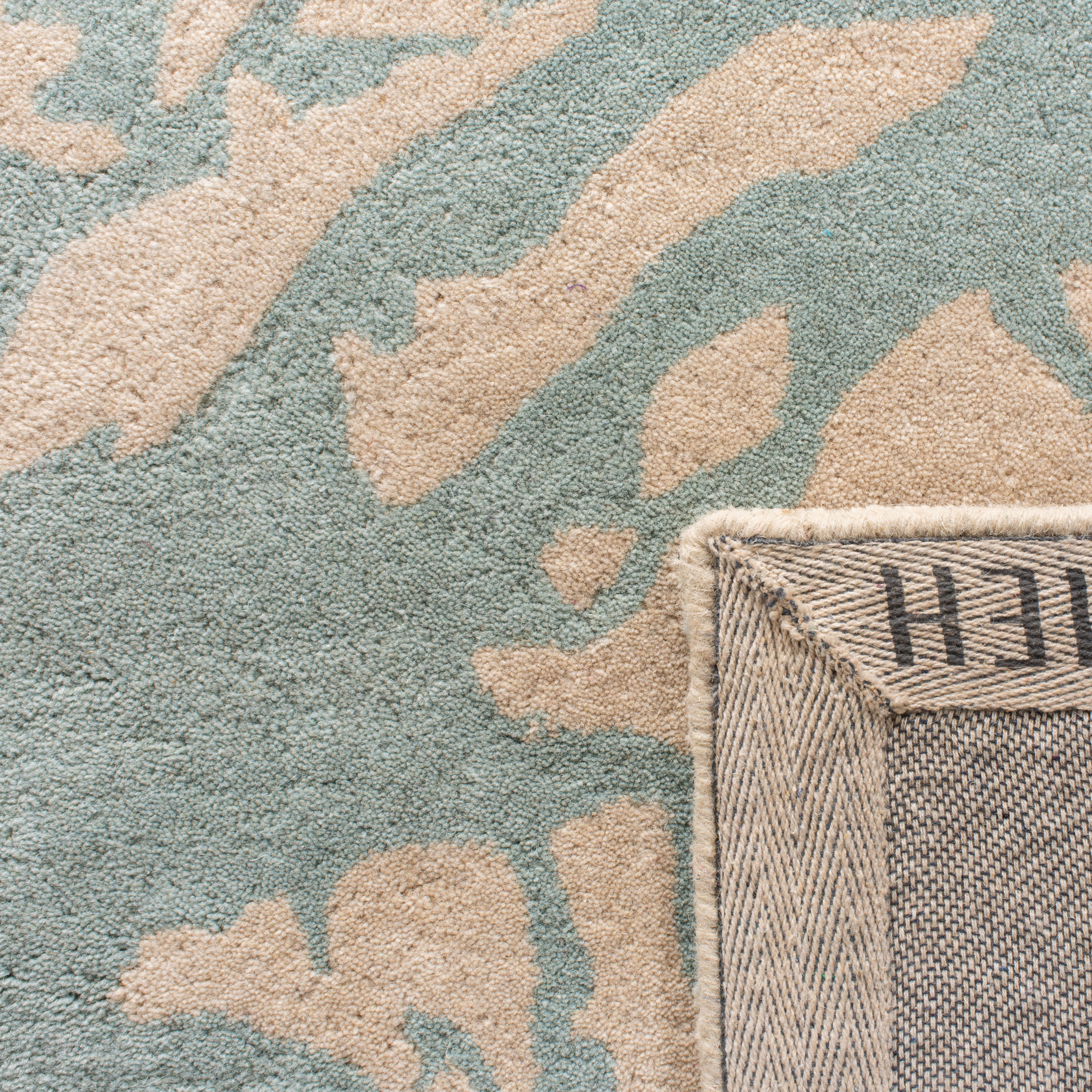 Safavieh BEL115C-4 rugs - View #4