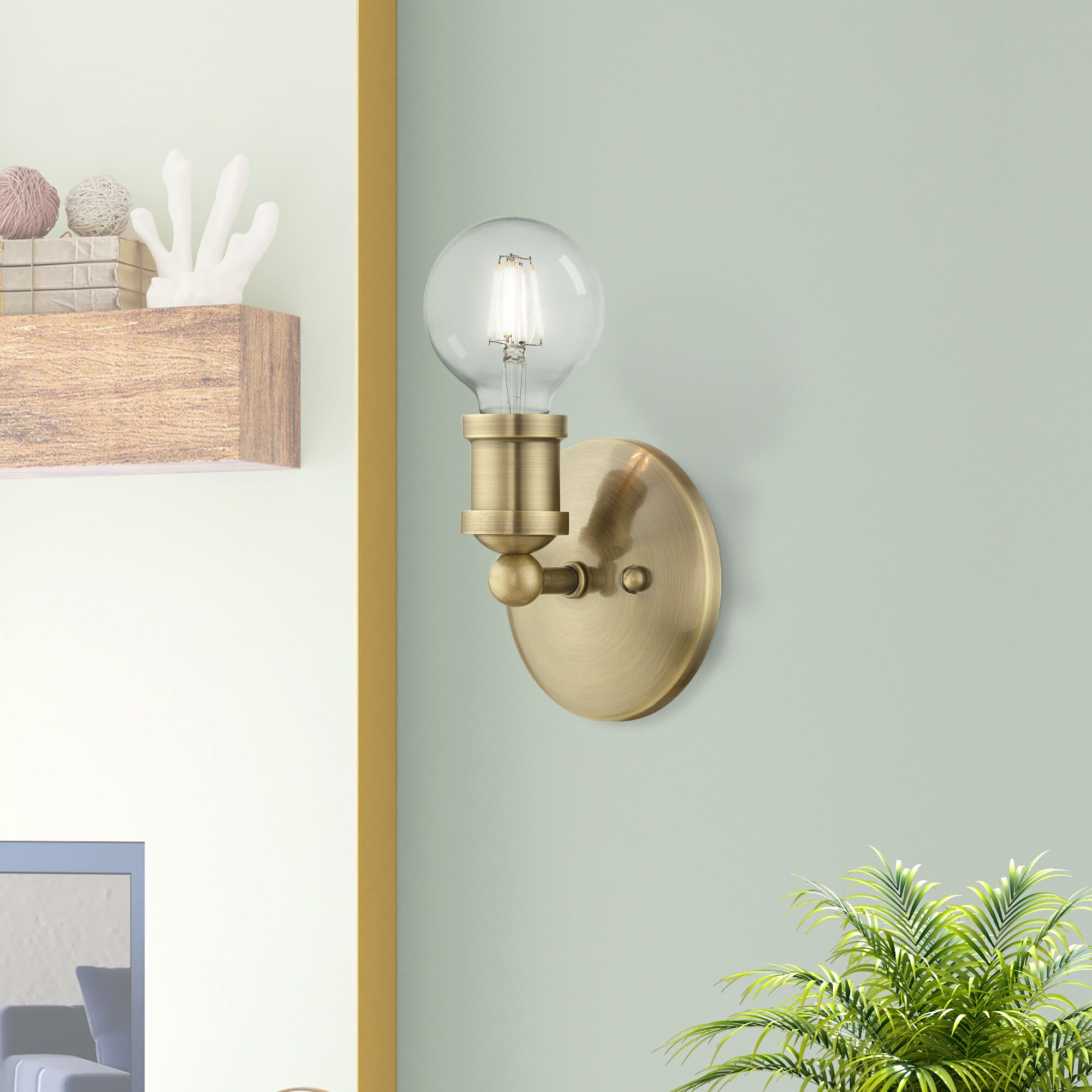 Lansdale Antique Brass Single-Light Vanity Sconce