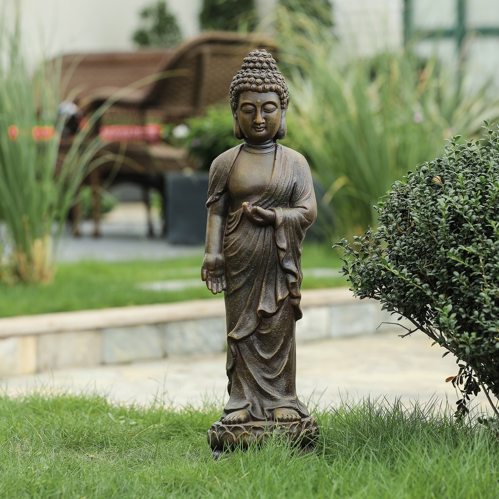 LuxenHome WHST1036 Garden-Statue - View #2