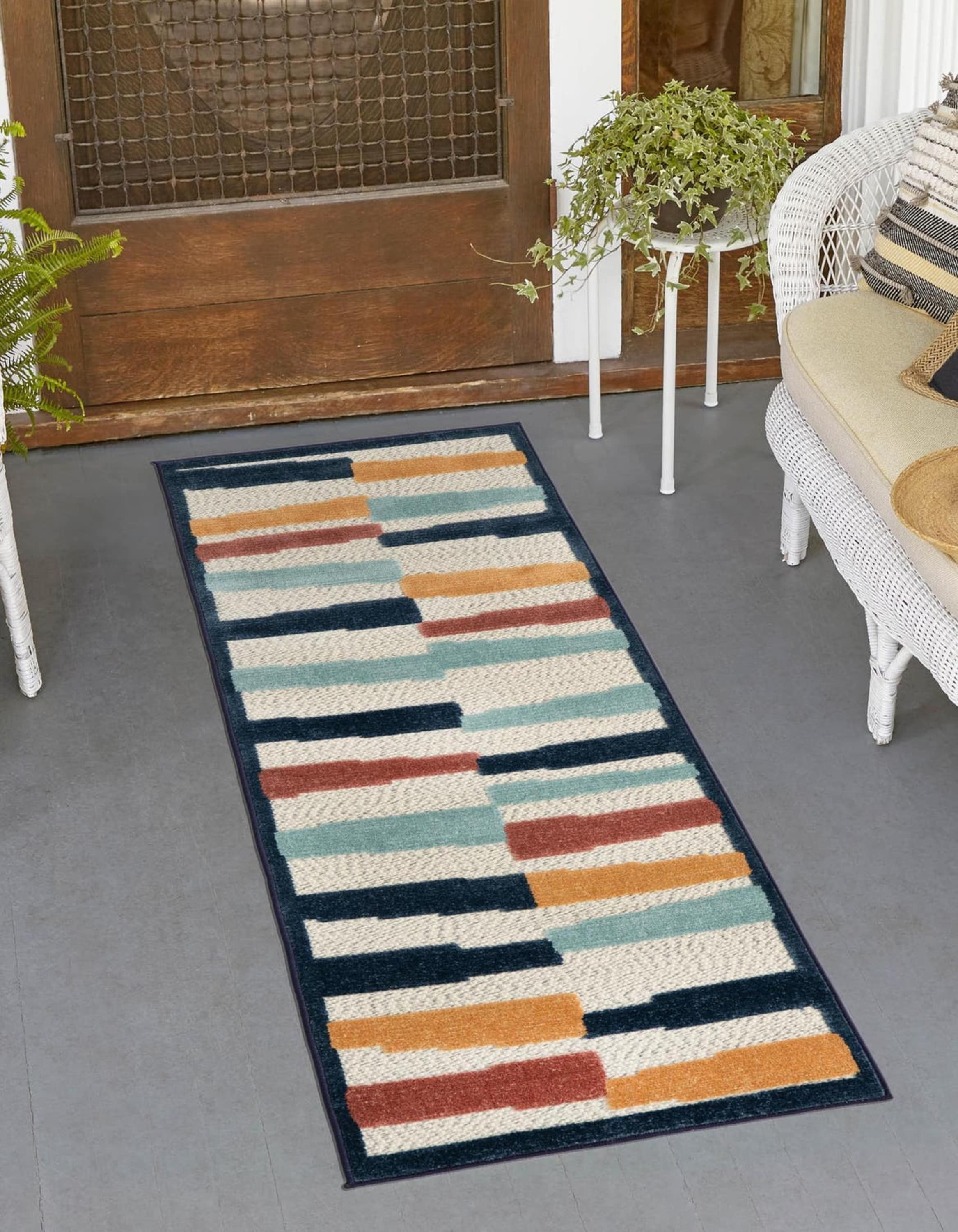 Unique Loom 3171368 Belize Outdoor 2 x 10 (ft) Loomed Polypropylene Ivory Rectangular Indoor/Outdoor Geometric Runner rug