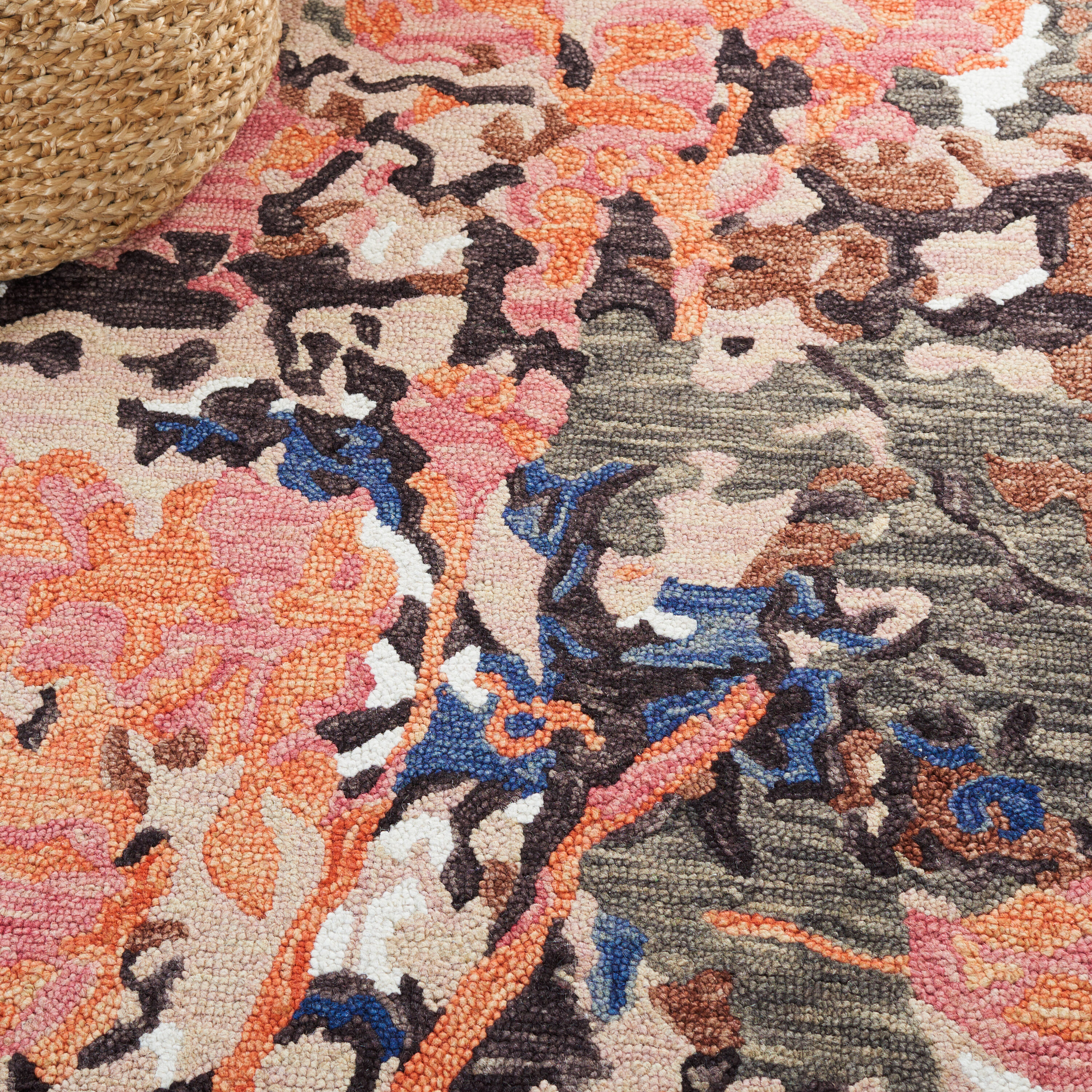 Safavieh BLM460U-4 rugs - View #5