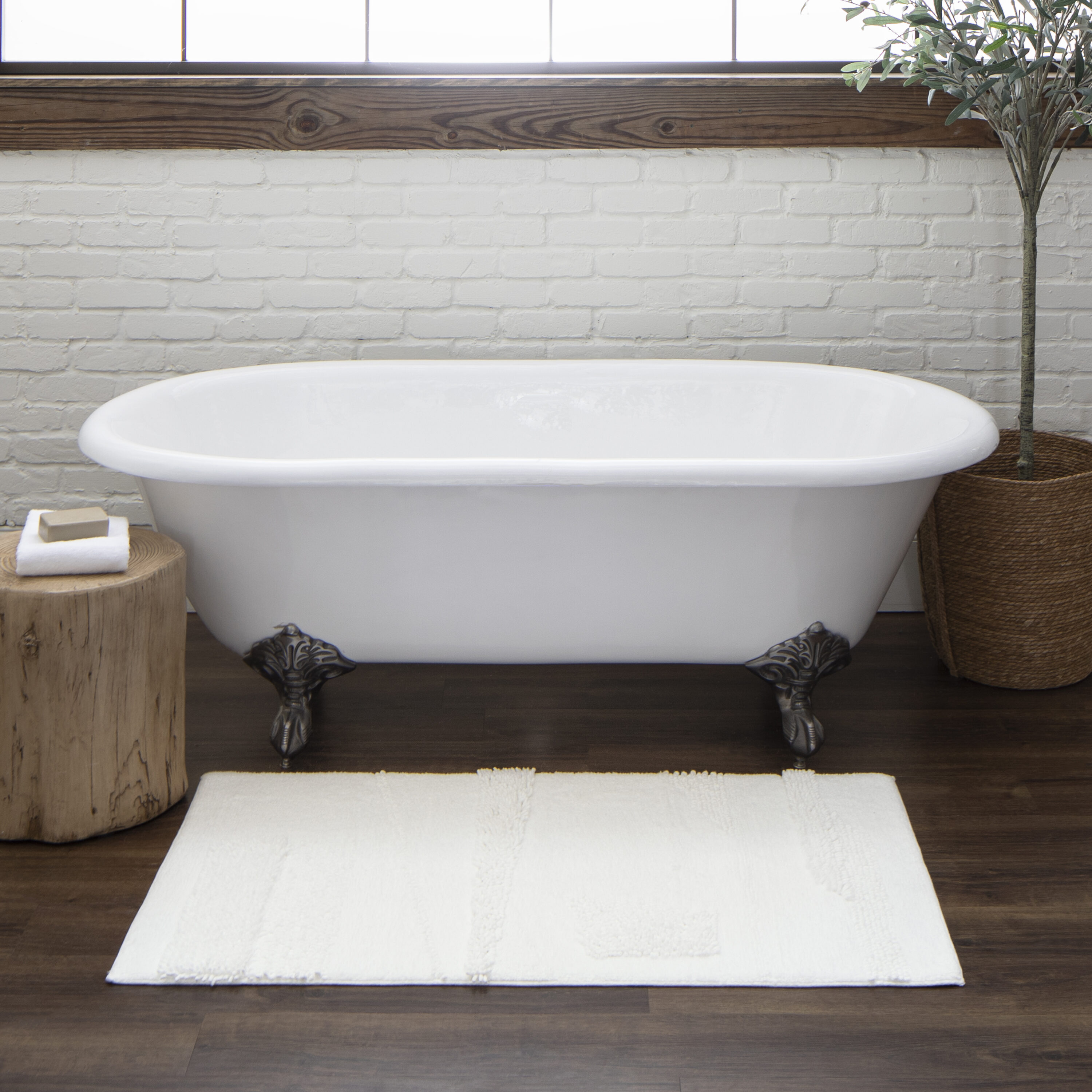 Hastings Home 16-in x 24-in Bamboo Wood Bath Mat in the Bathroom