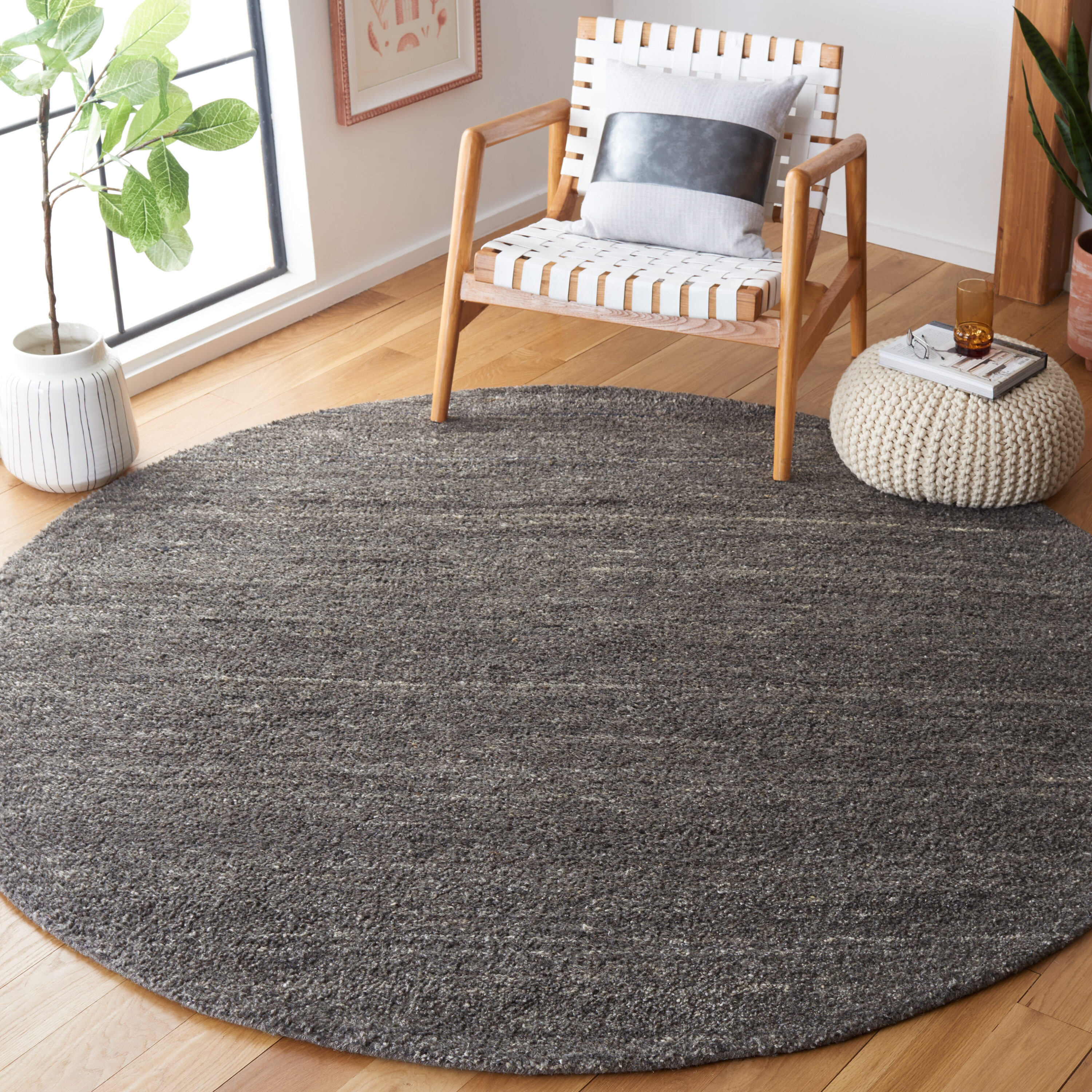  Himalaya 413 Gray Solid / Tonal 7ft x 7ft Round Rug