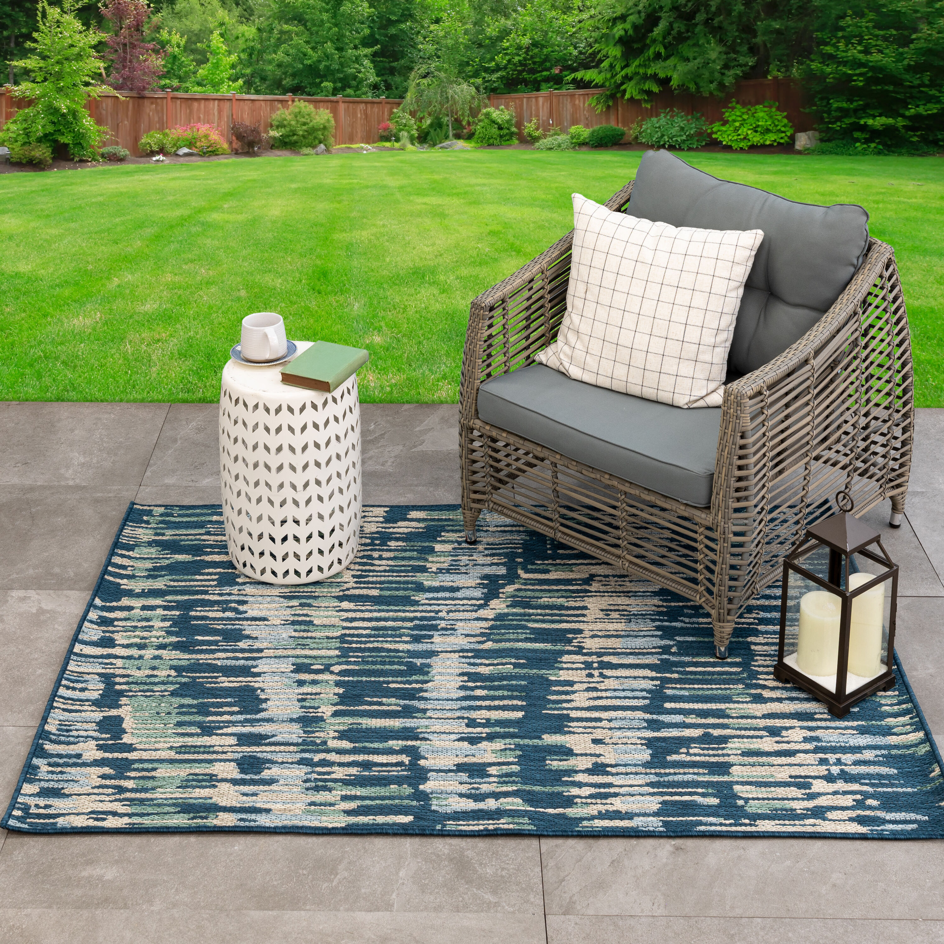 allen + roth with STAINMASTER R1348 103 047072 Blue Green Stripe 4 x 6 (ft) Loomed Polypropylene Blue-Green Rectangular Outdoor Area rug