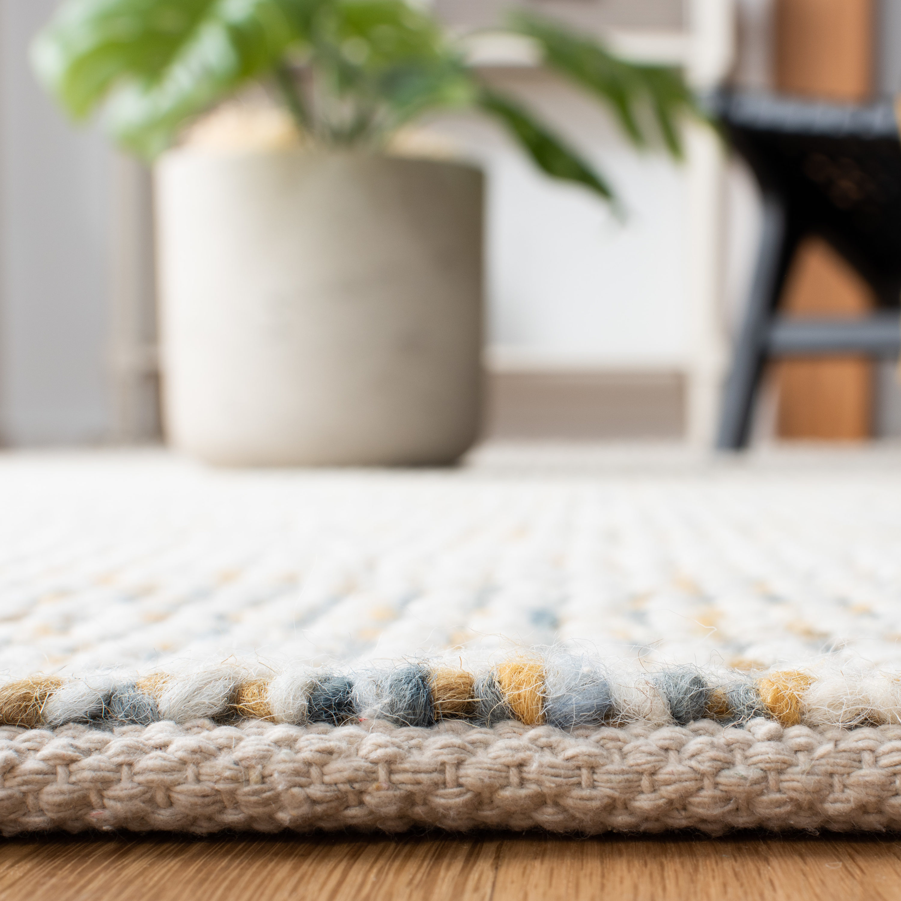 Safavieh VRM401D-6SQ rugs - View #6