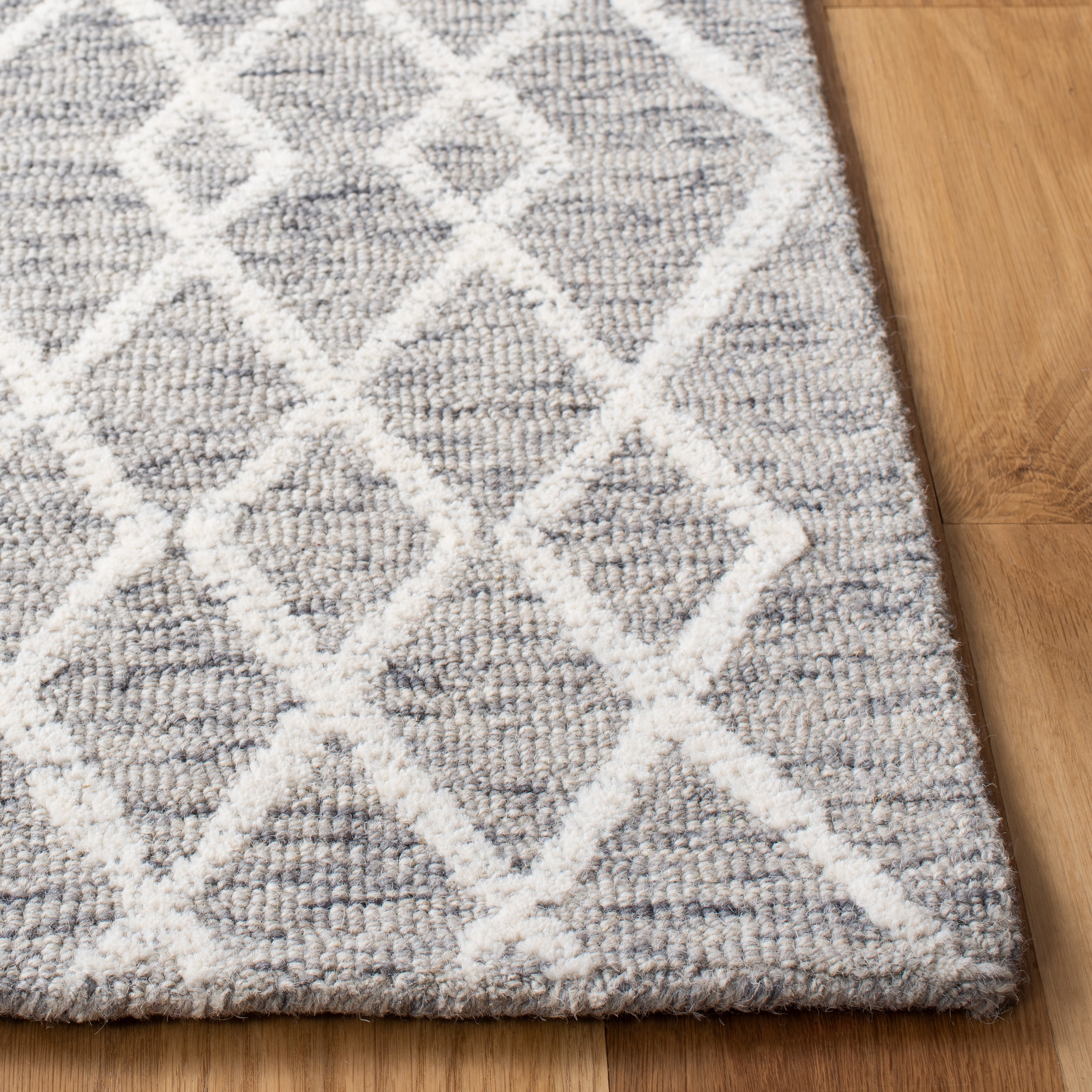 Safavieh MET994F-5 rugs - View #3
