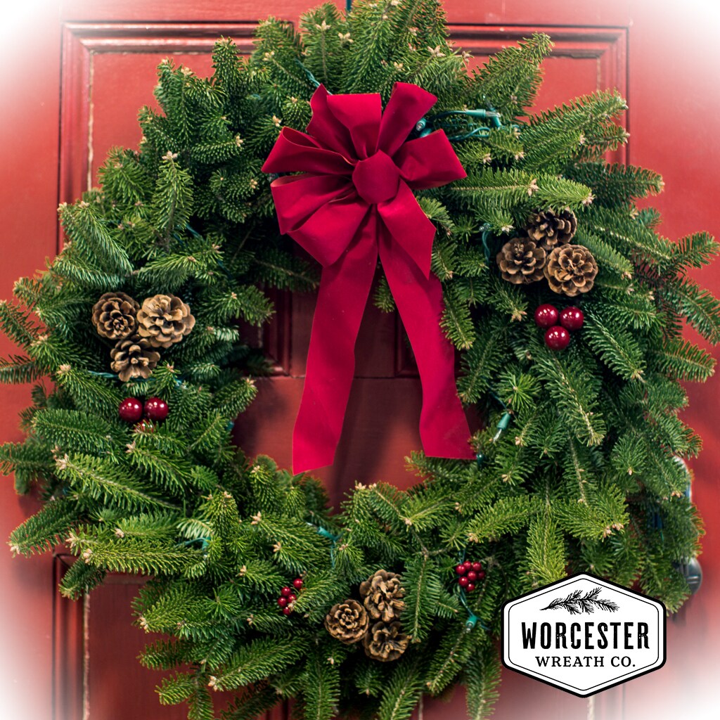 Worcester Wreath LIT-30CLASSIC-WREATH Fresh-Wreaths - View #3