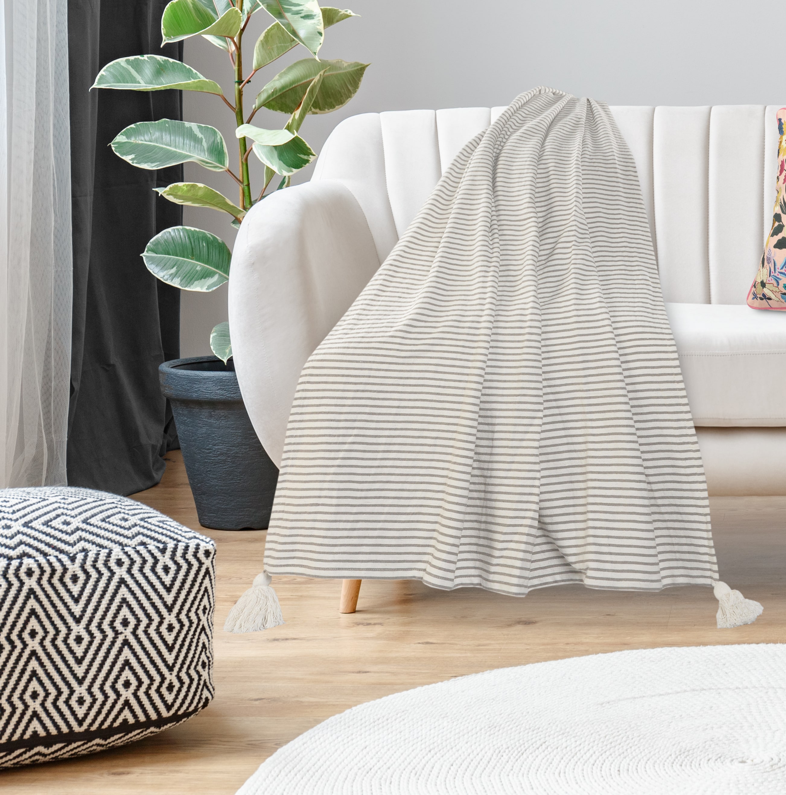 LR Home 2522A9084934J8 Blankets-And-Throws - View #2