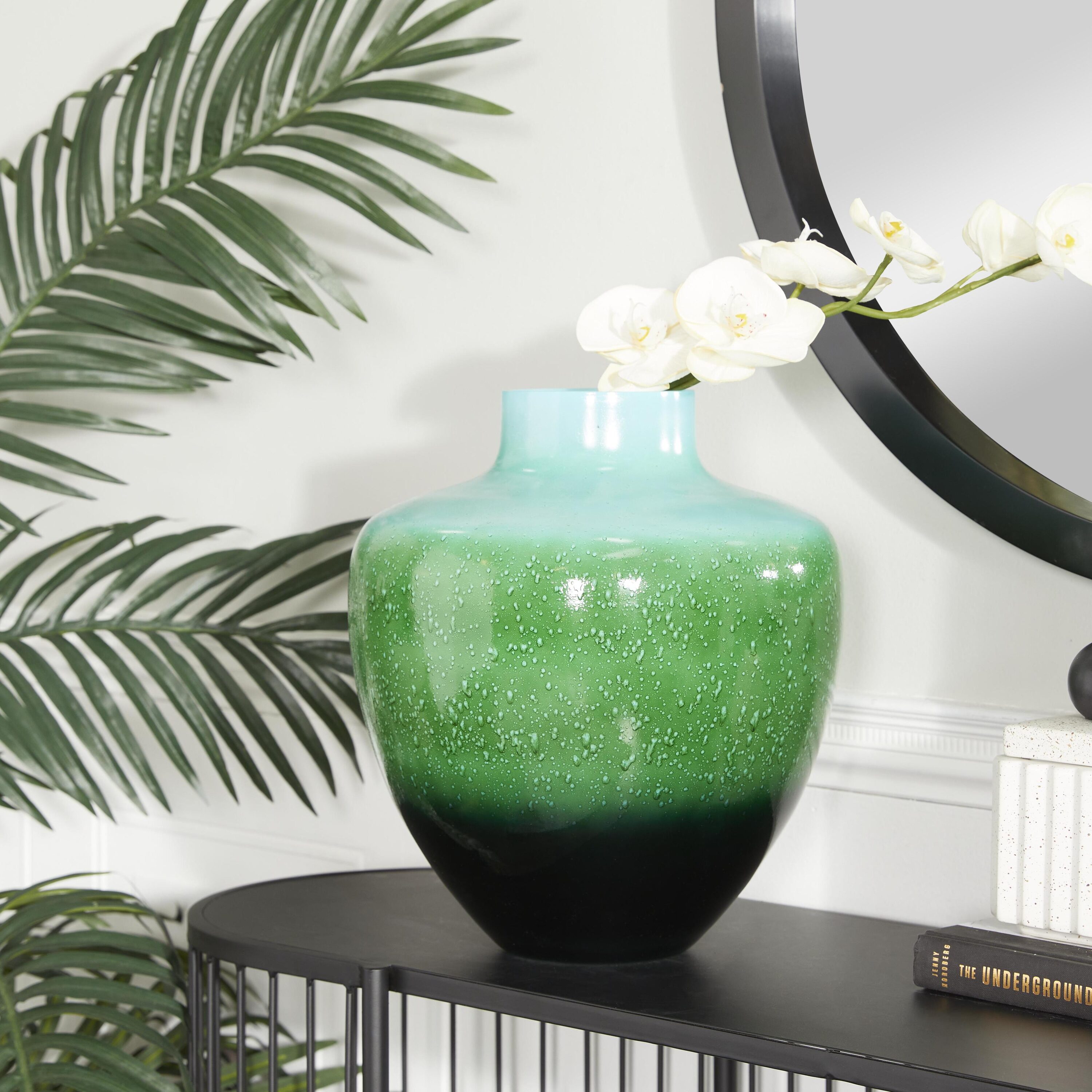 The Novogratz 76035 Green Glass Modern Vase