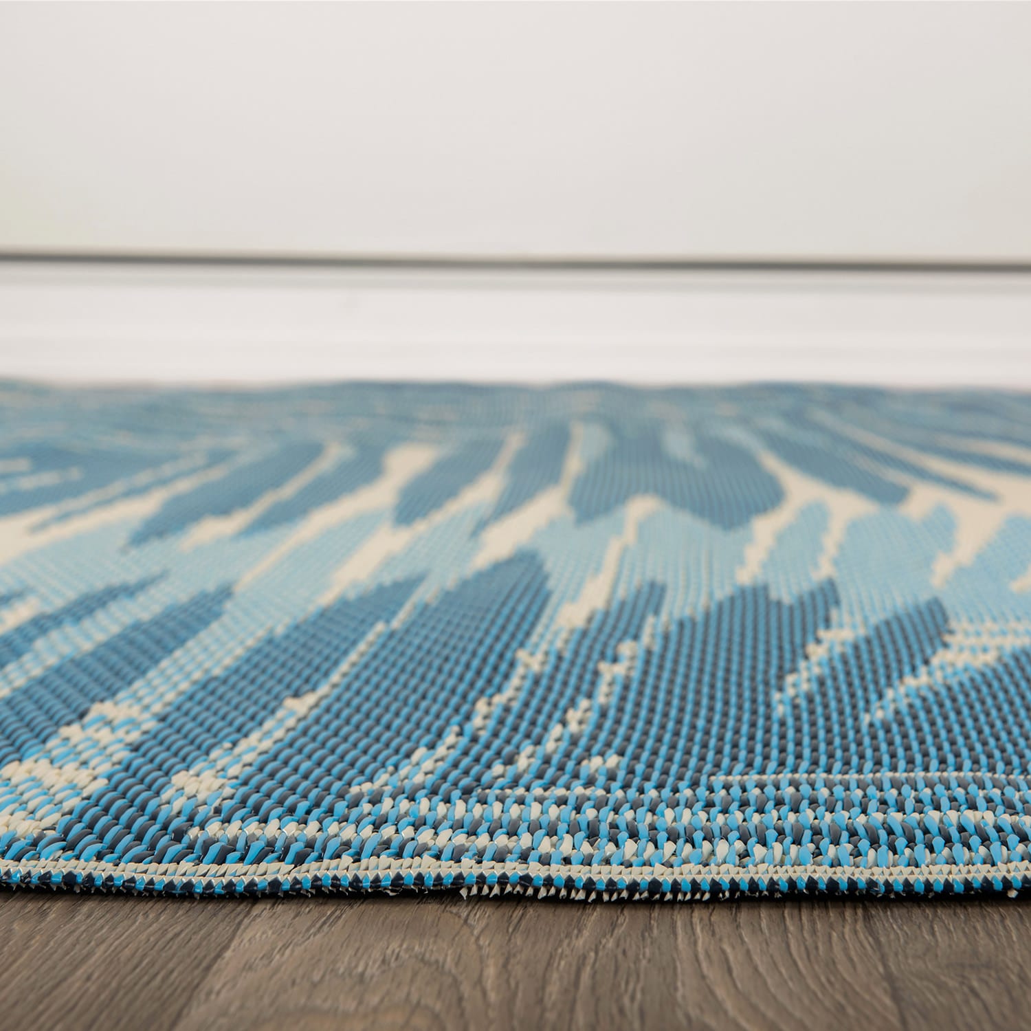 Tropical Blue Floral Reversible Synthetic Outdoor Area Rug