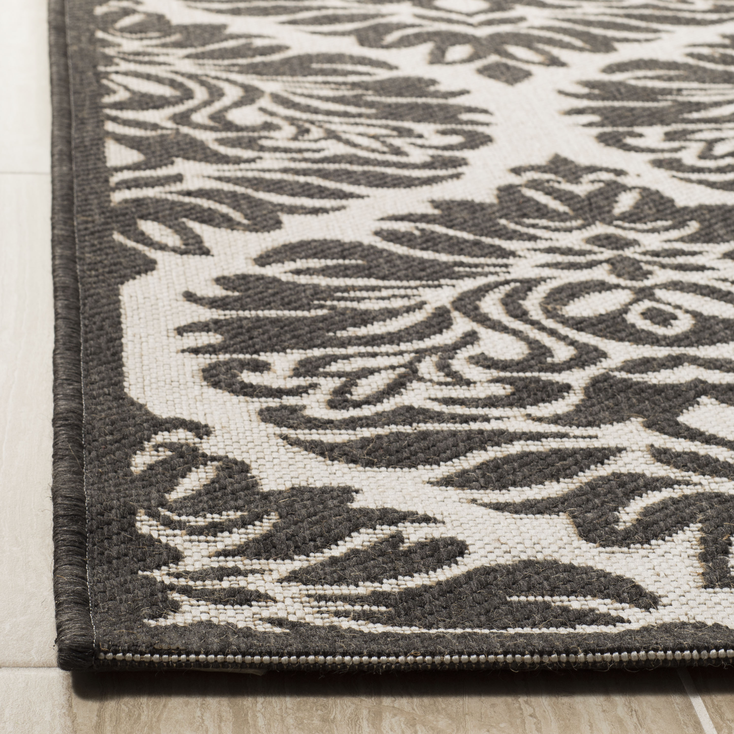 Safavieh LND135A-6SQ rugs - View #3