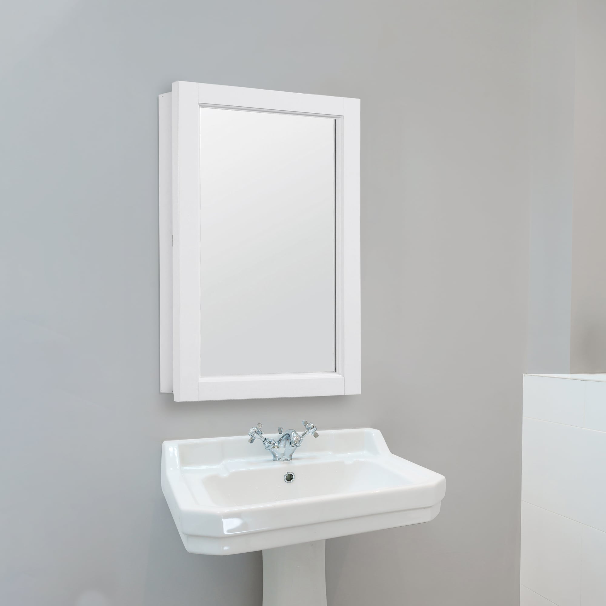 Design House 590505-WHT Bathroom-Medicine-Cabinets - View #2
