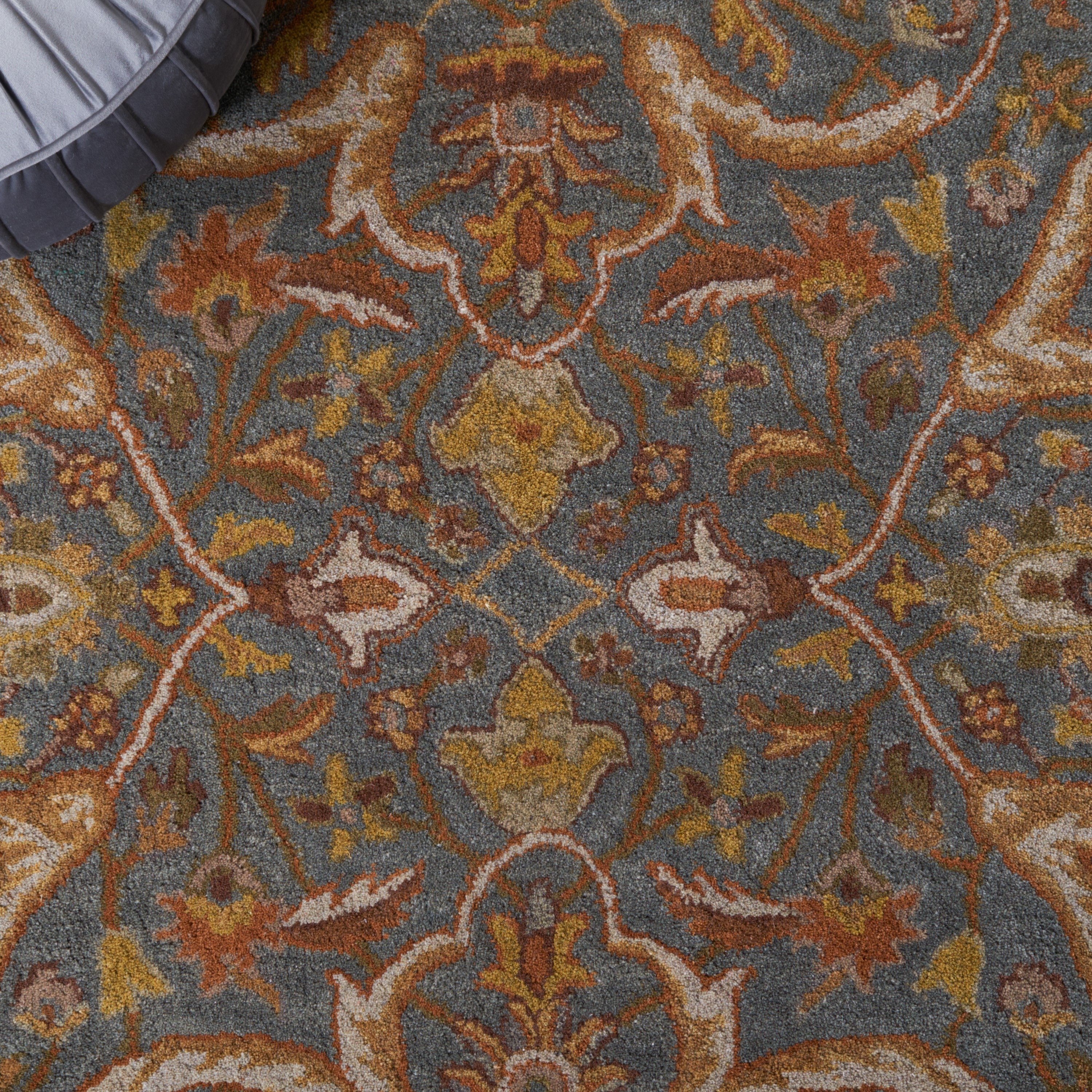 Safavieh HG915A-2 rugs - View #6
