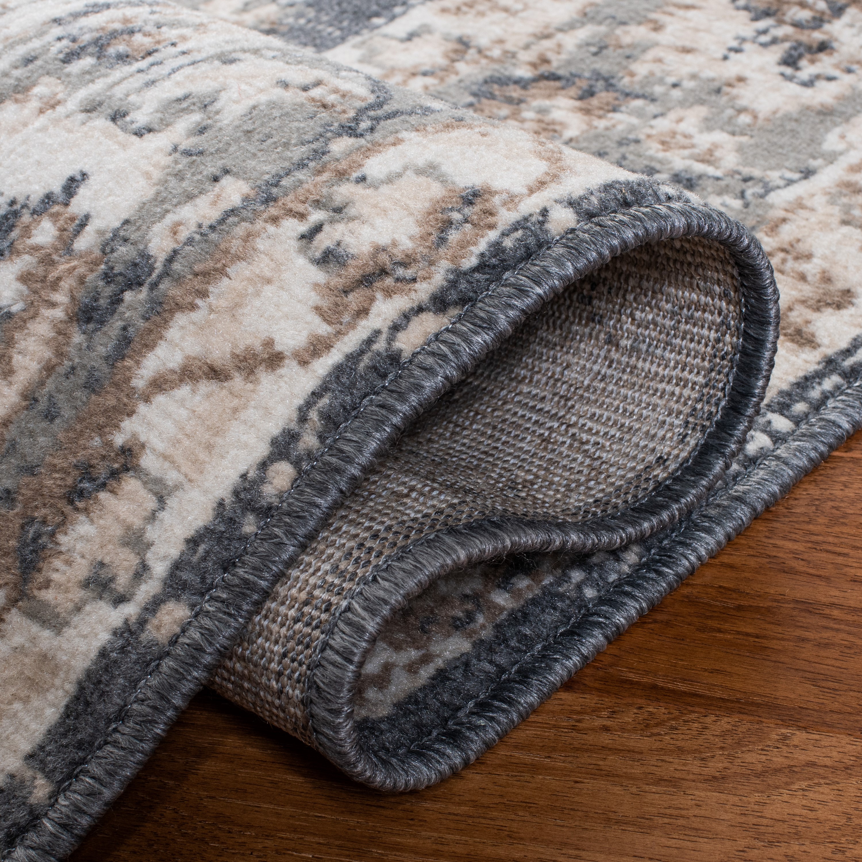 Safavieh PYR268B-7SQ rugs - View #5