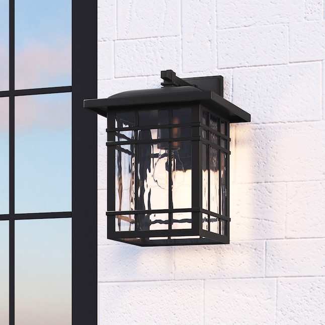 Quoizel canyon wall lantern deals