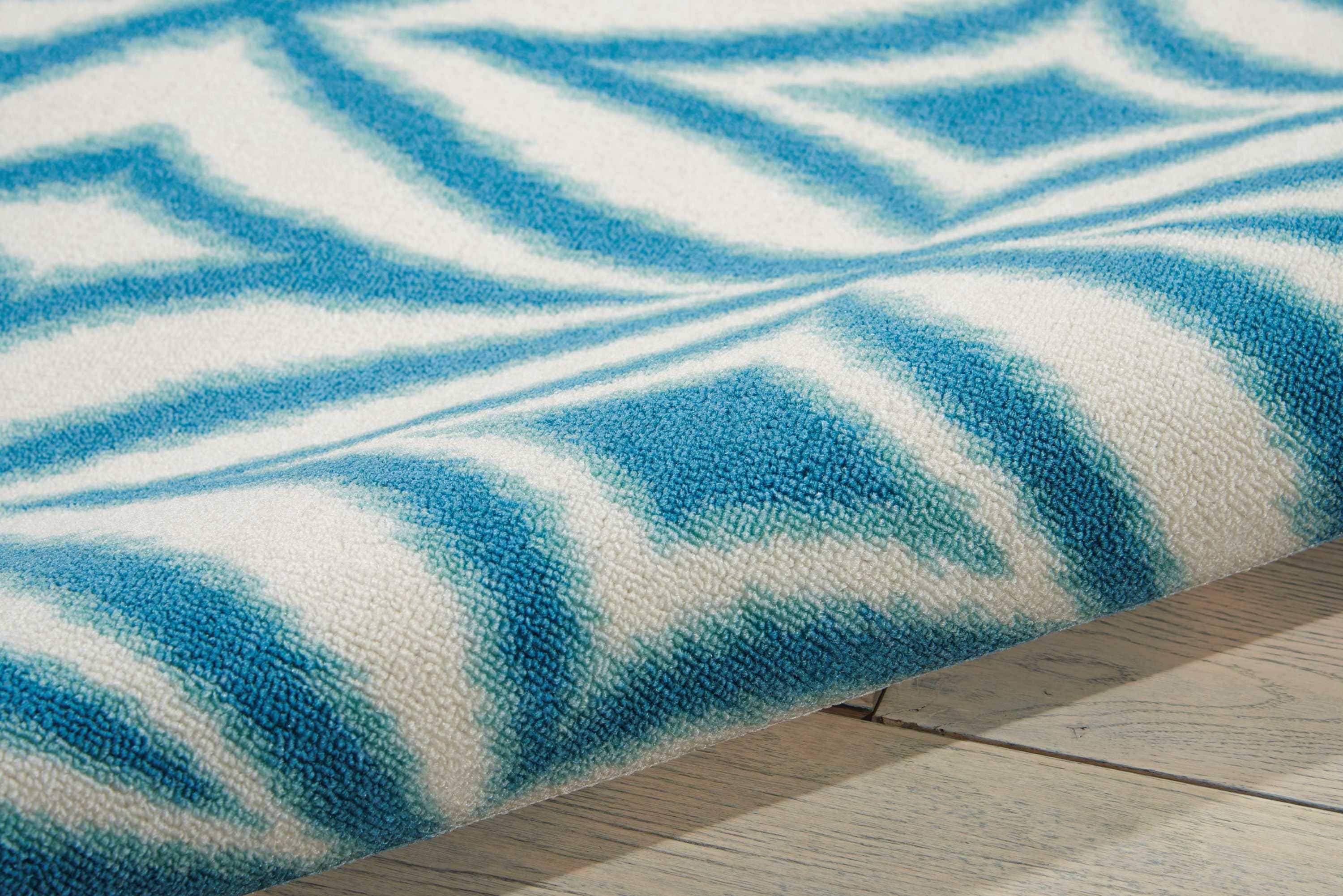 Azure and White Synthetic Rectangular Area Rug with Diamond Pattern