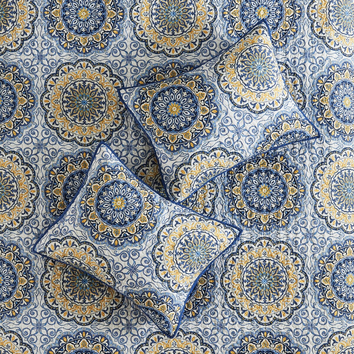 LUXEYARD DS-J-97624-B035 bedding - View #3