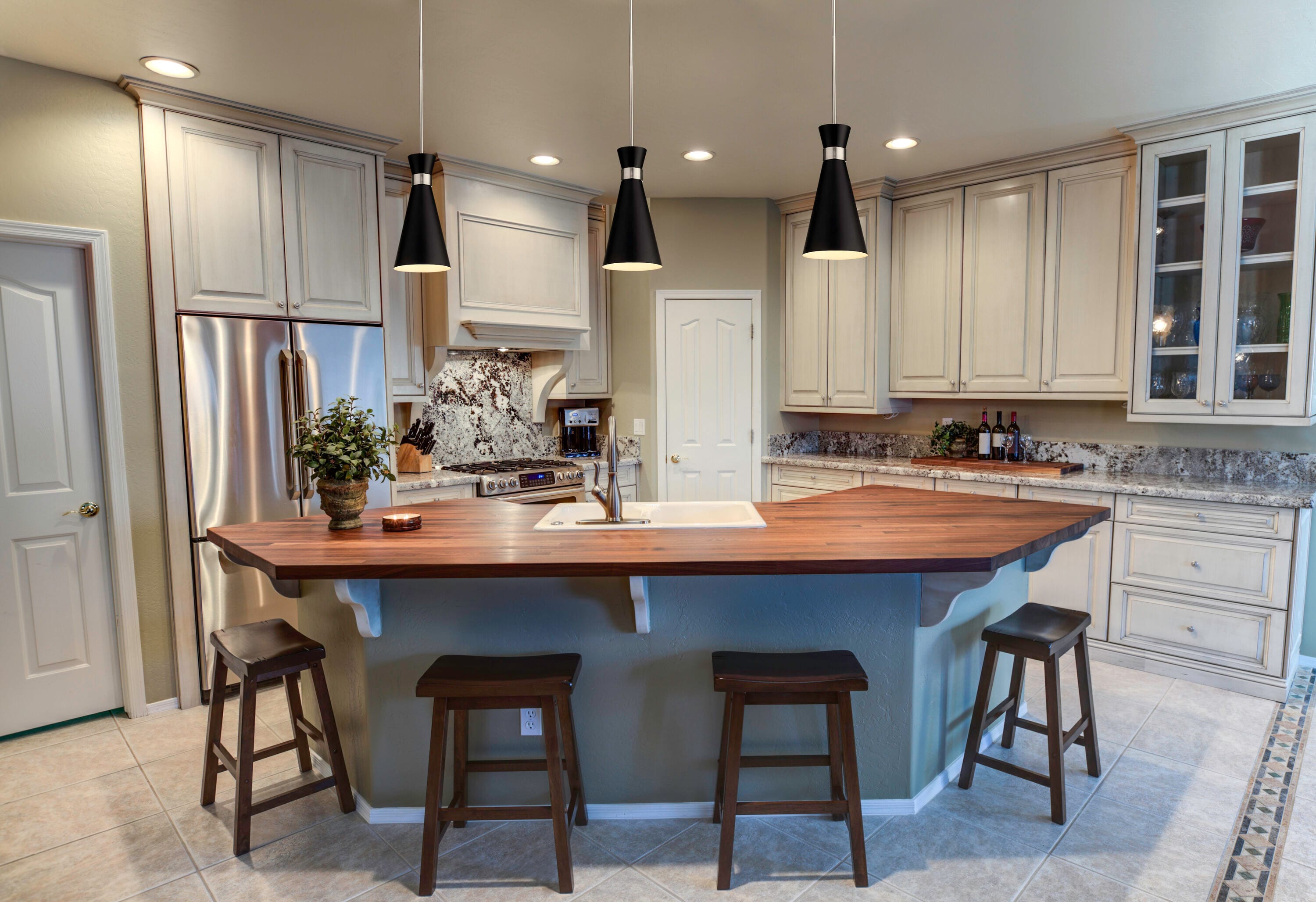 Soriano Matte Black and Brushed Nickel Hourglass Pendant Light