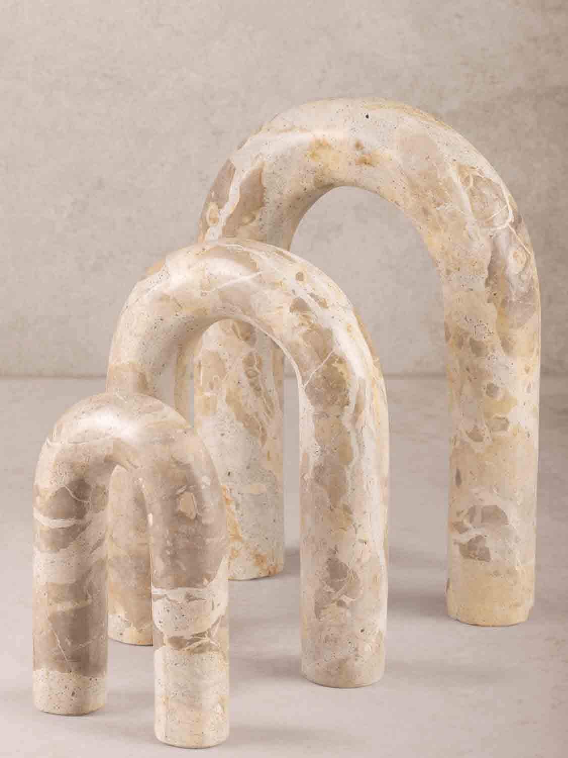 GAURI KOHLI GK51174 Jubilant Decorative Objects