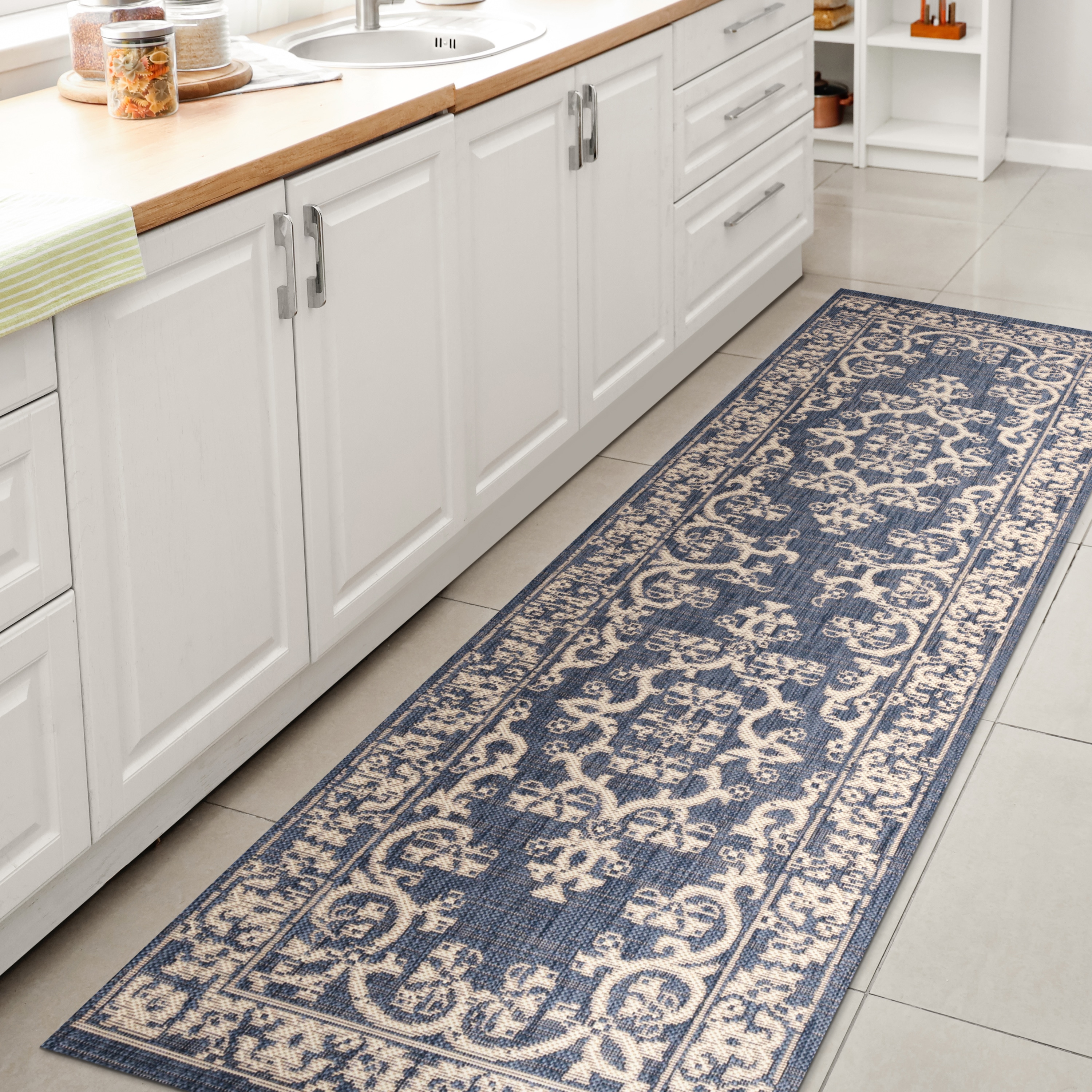 JONATHAN  Y SMB120A-210 Santa Monica Galon Filigree 2 x 10 (ft) Loomed Polypropylene Blue/Beige Rectangular Indoor/Outdoor Medallion Coastal Runner rug