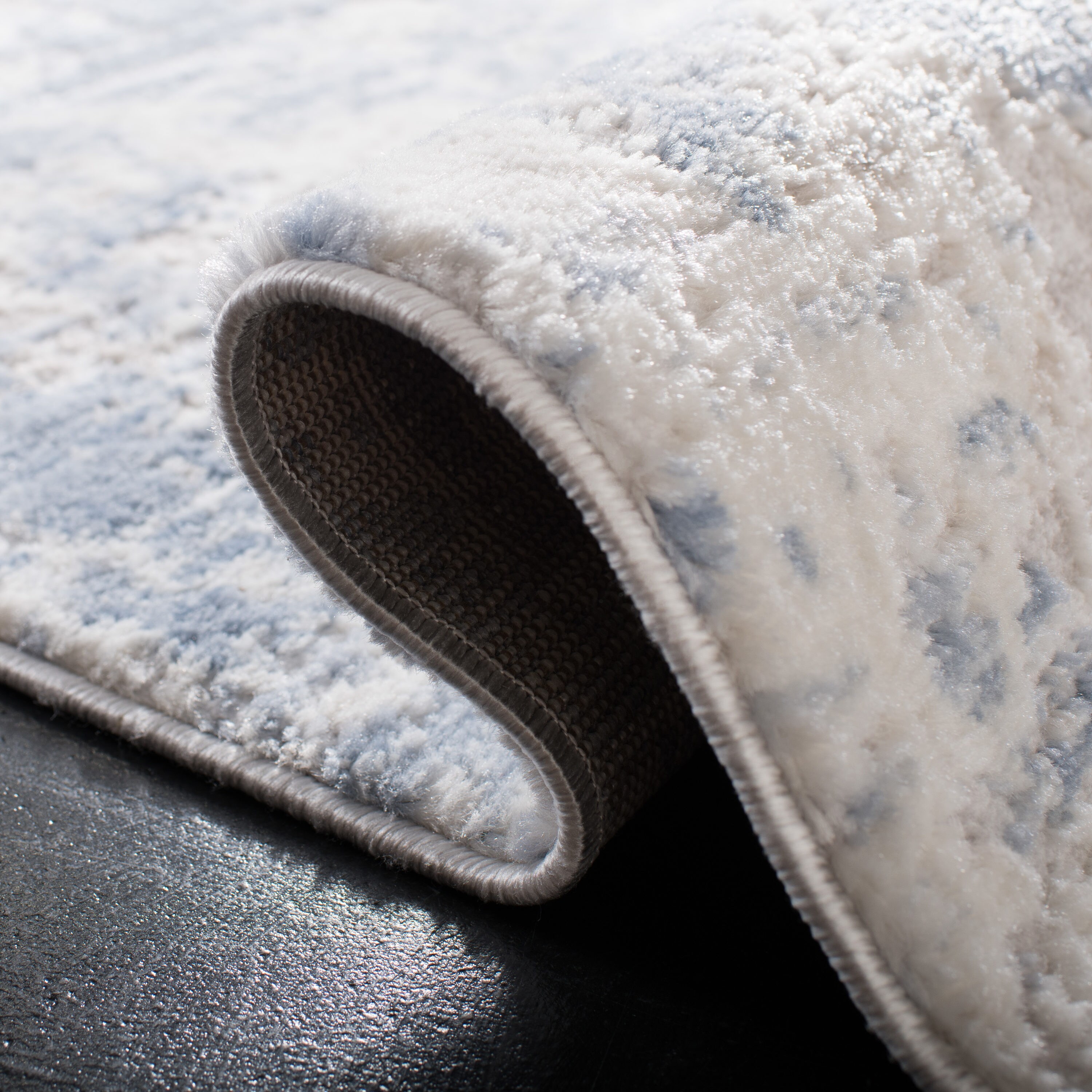 Safavieh ALA705F-7R rugs - View #5